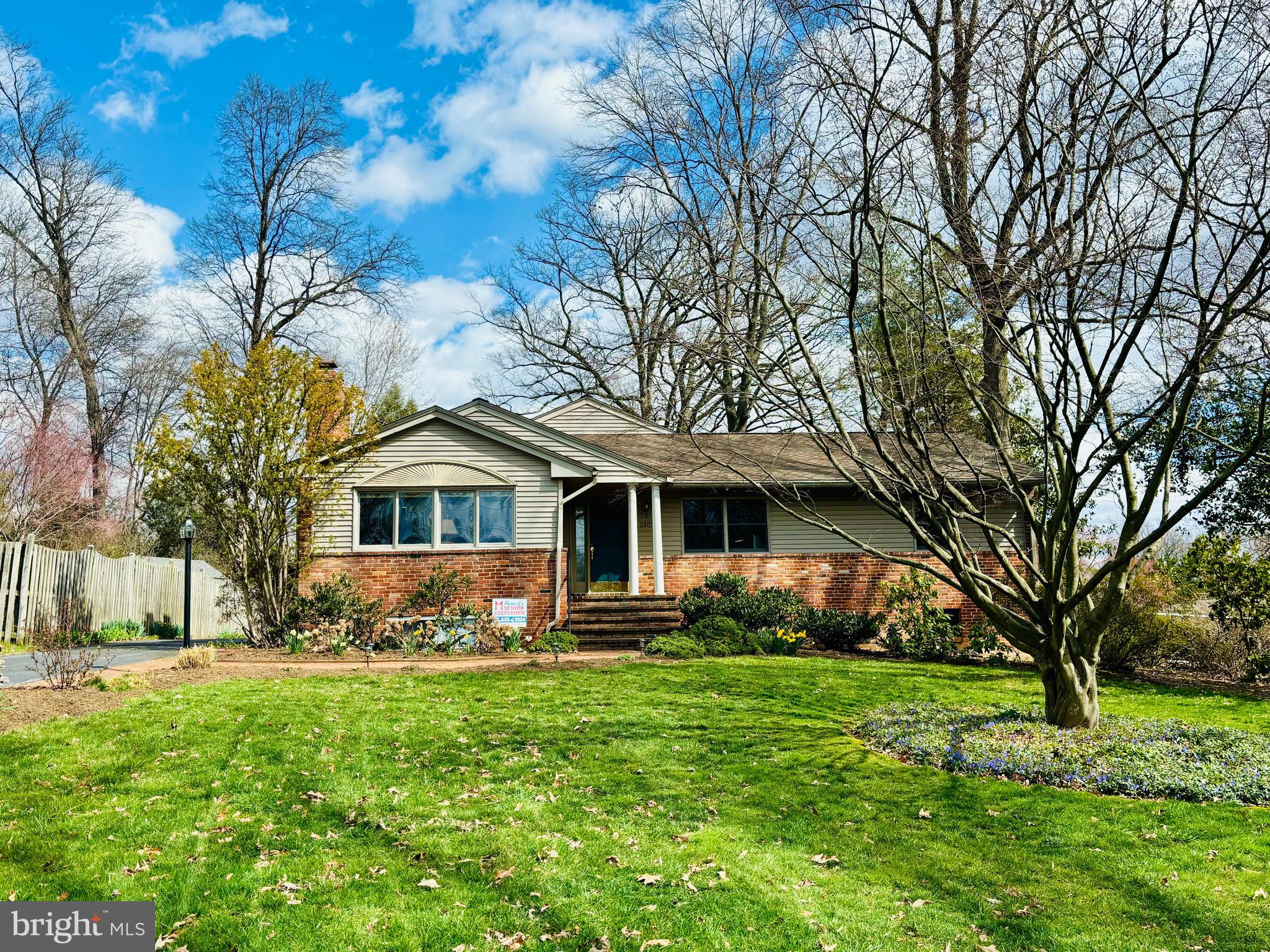 2405 BARBOUR ROAD