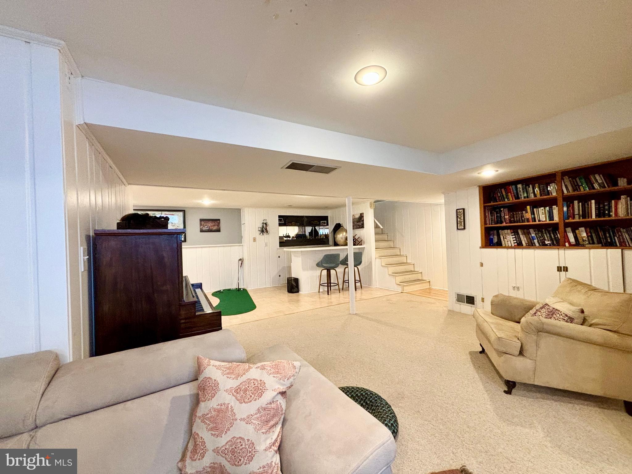 2405 BARBOUR ROAD