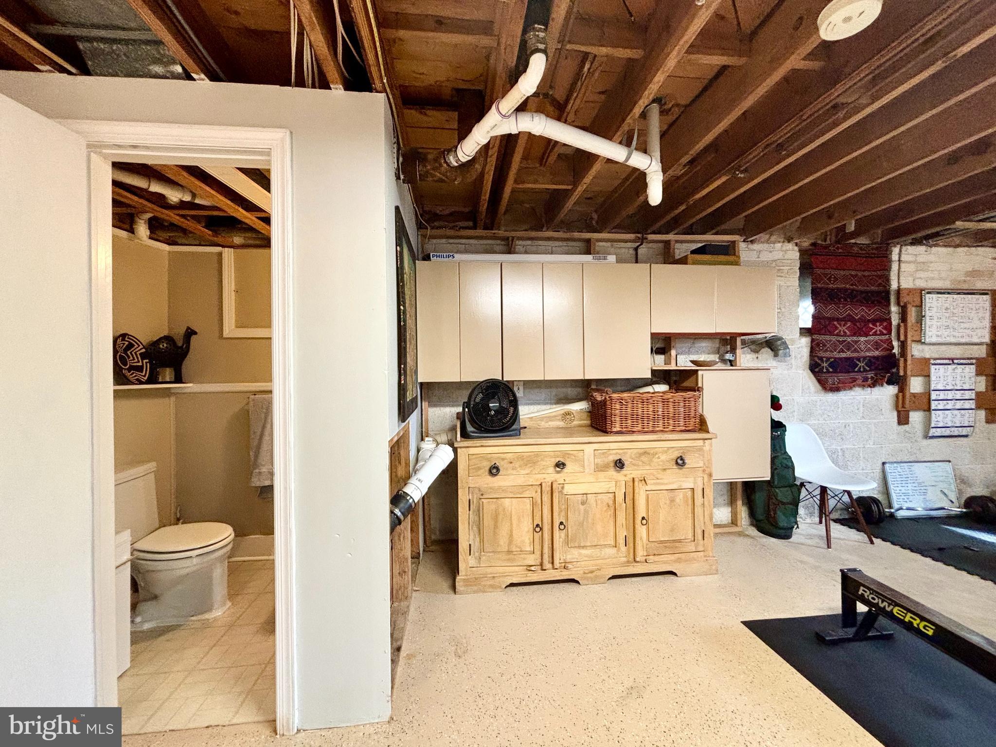 2405 BARBOUR ROAD