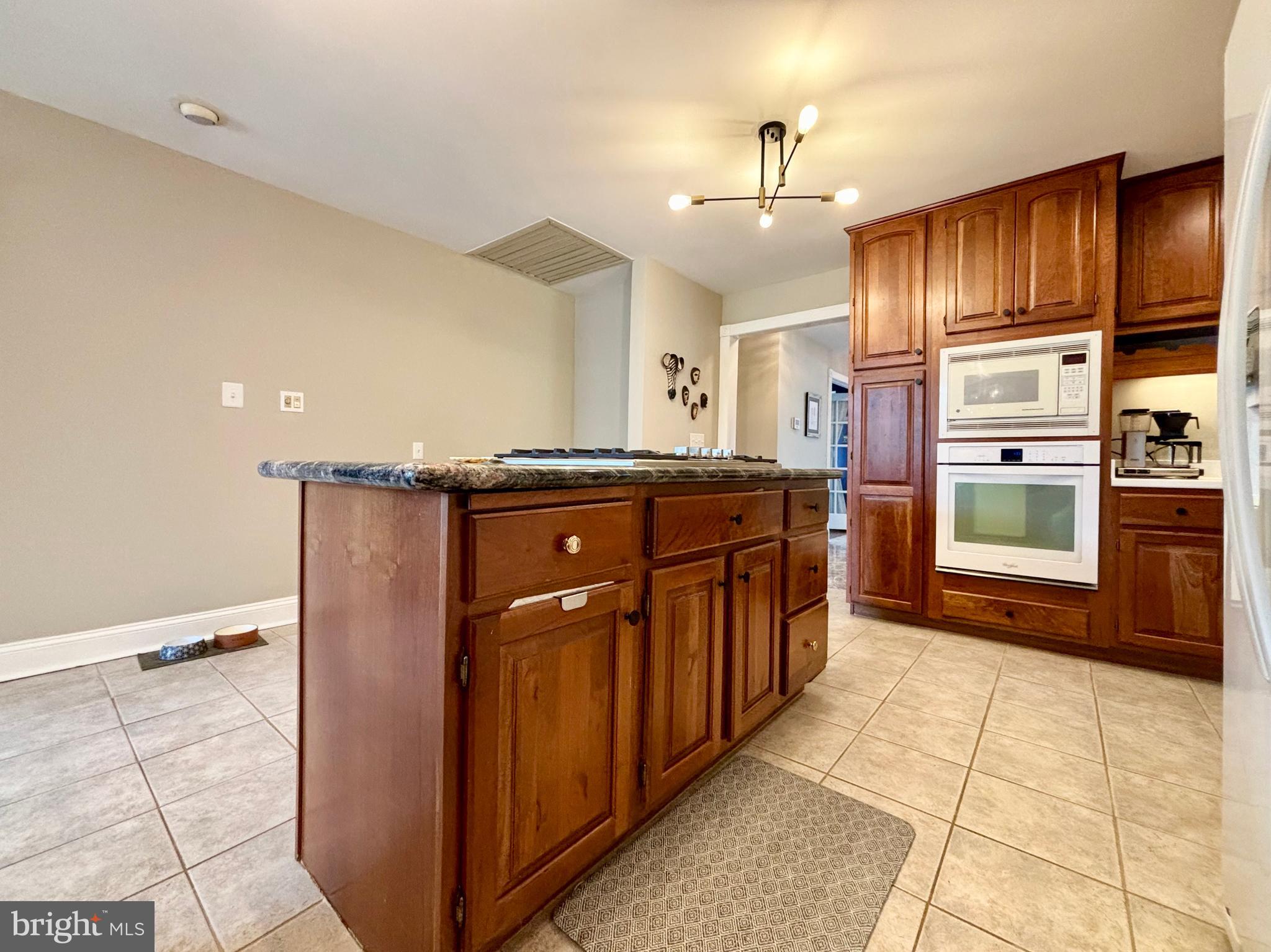 2405 BARBOUR ROAD
