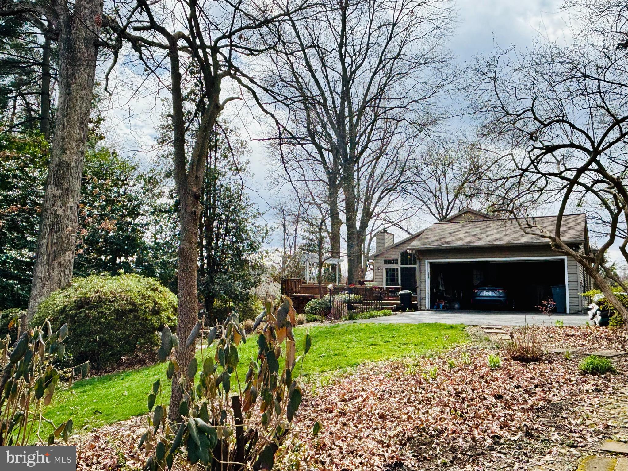 2405 BARBOUR ROAD