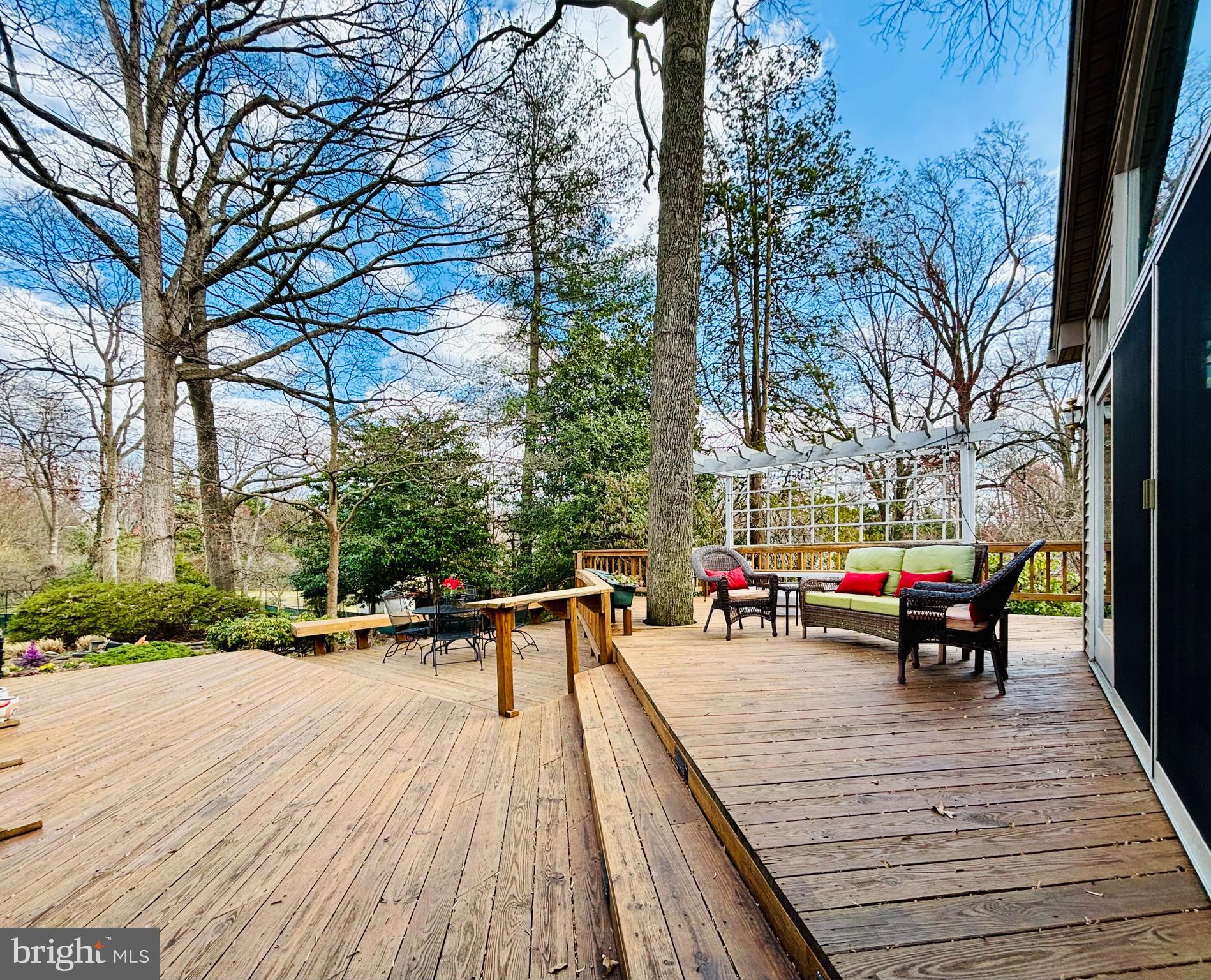 2405 BARBOUR ROAD