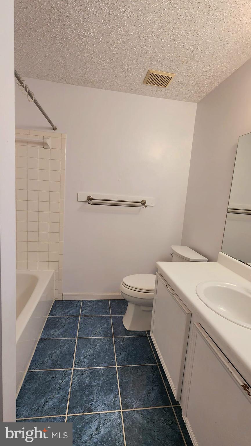 5880 JACKSONS OAK COURT