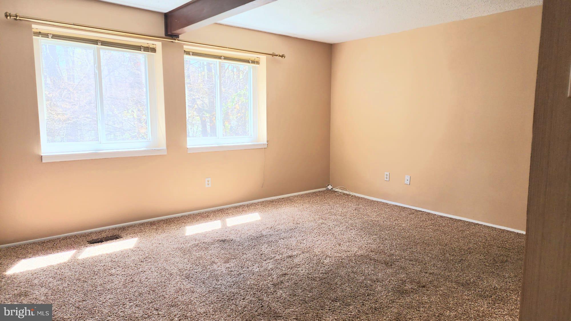 5880 JACKSONS OAK COURT