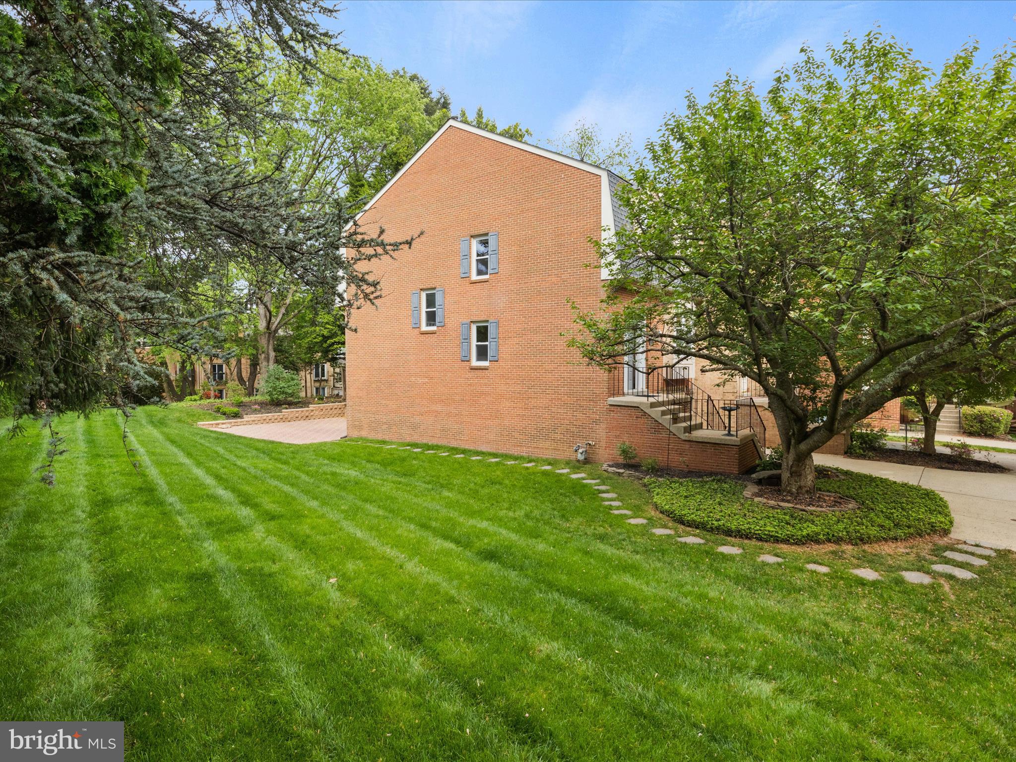 426 COUNCIL DRIVE NE