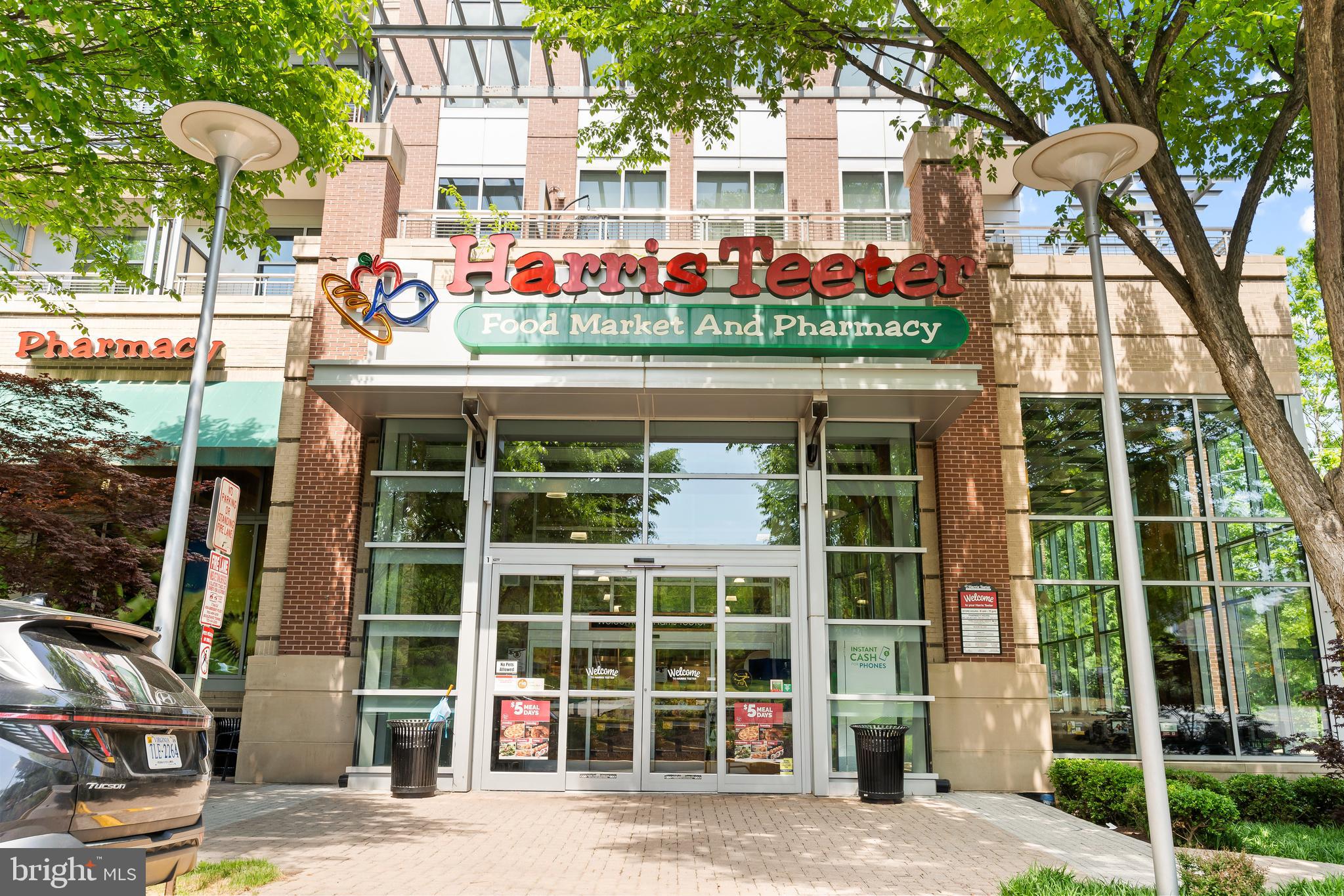 1517 LINCOLN WAY 301