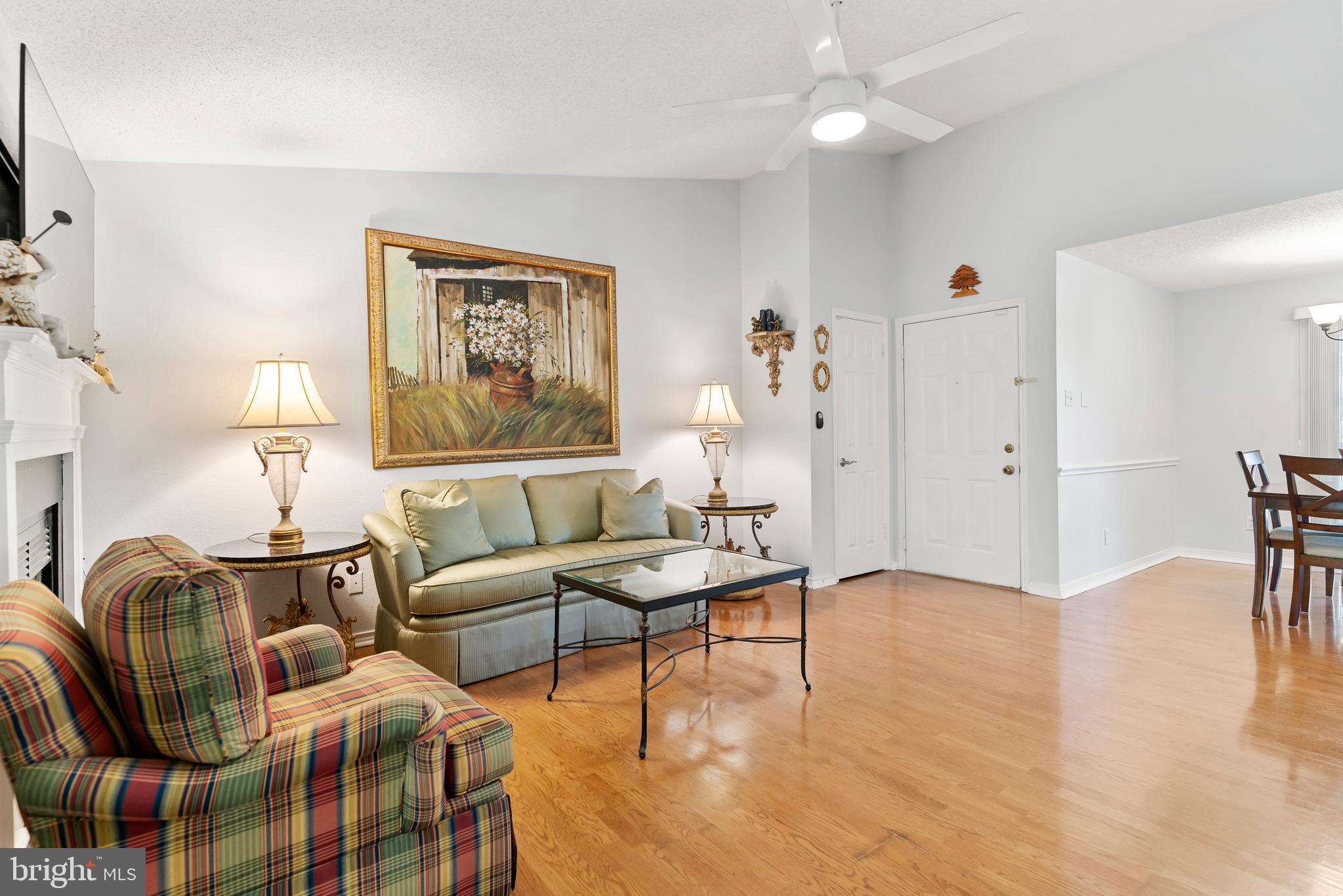 1517 LINCOLN WAY 301