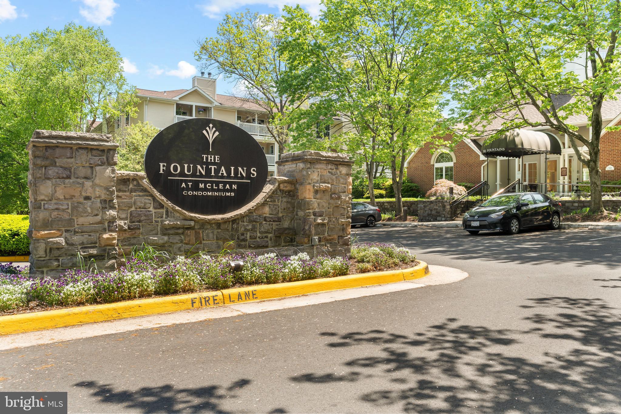 1517 LINCOLN WAY 301