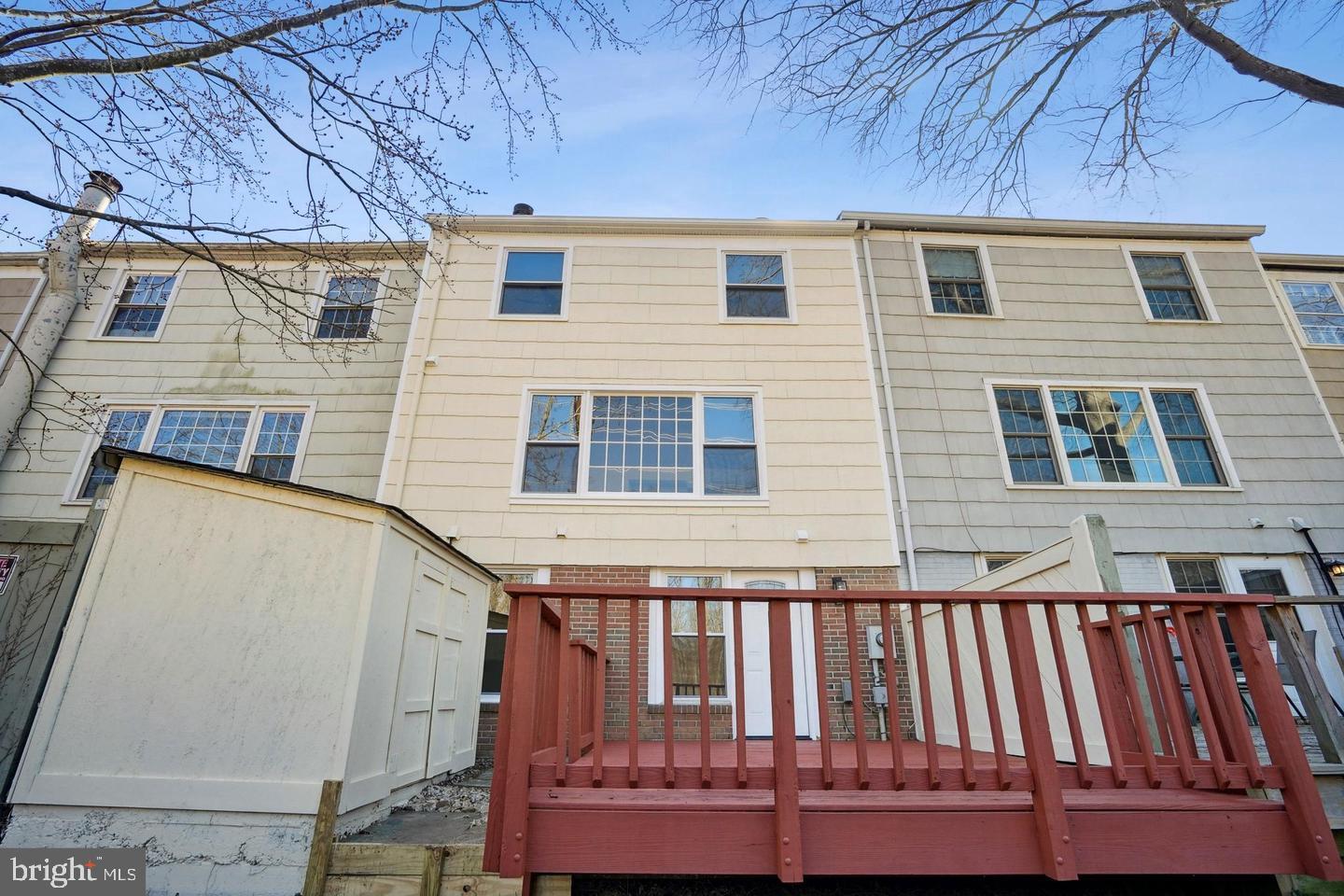 7900 CENTRAL PARK CIRCLE