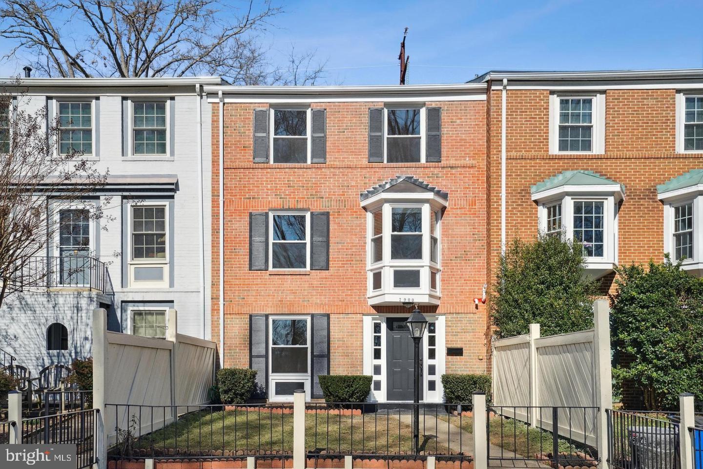 7900 CENTRAL PARK CIRCLE