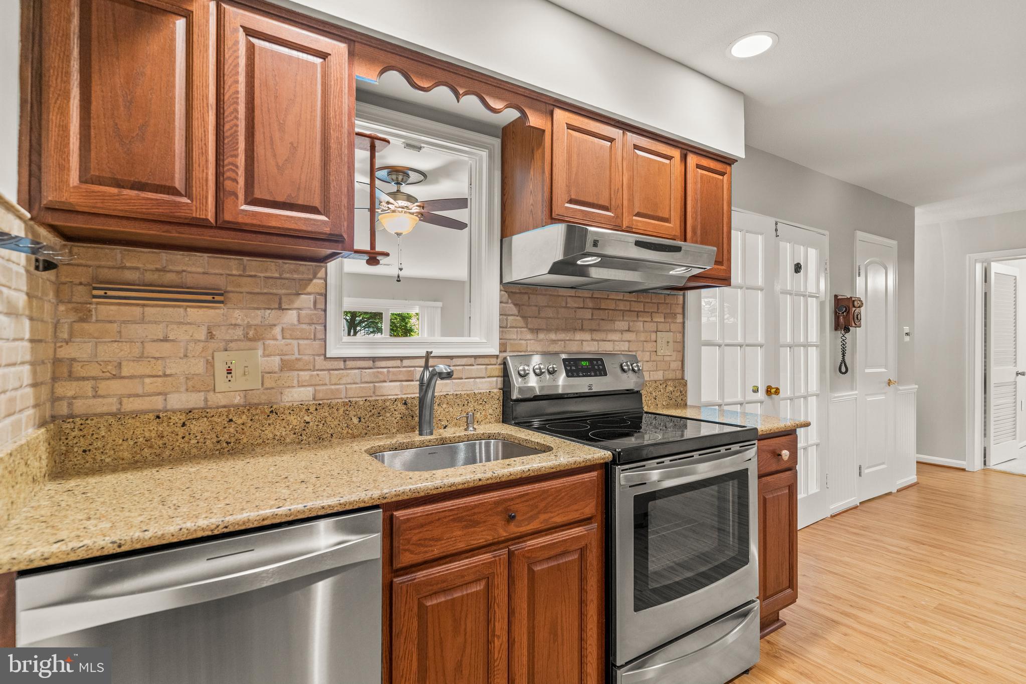 3865 PERSIMMON CIRCLE