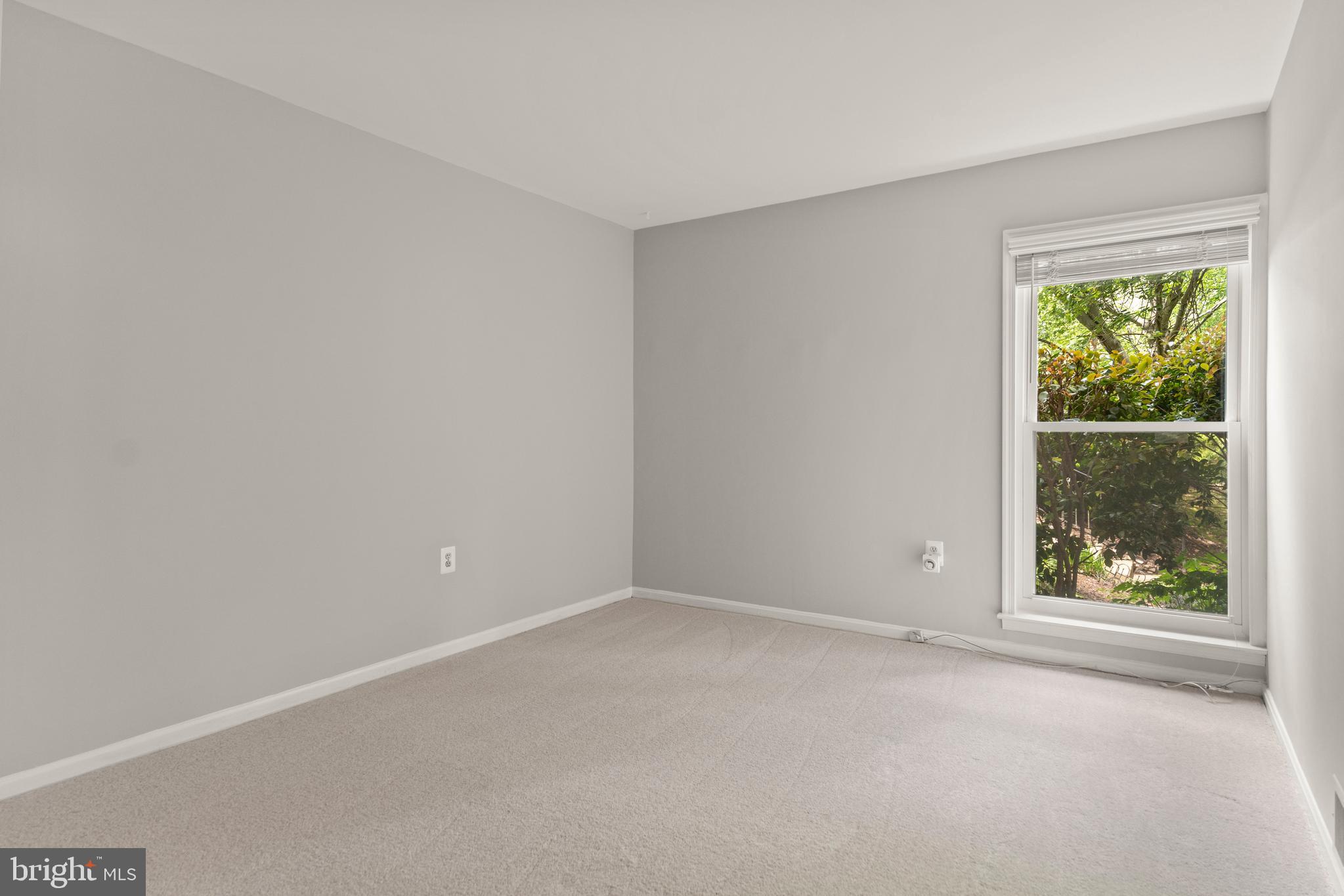 3865 PERSIMMON CIRCLE