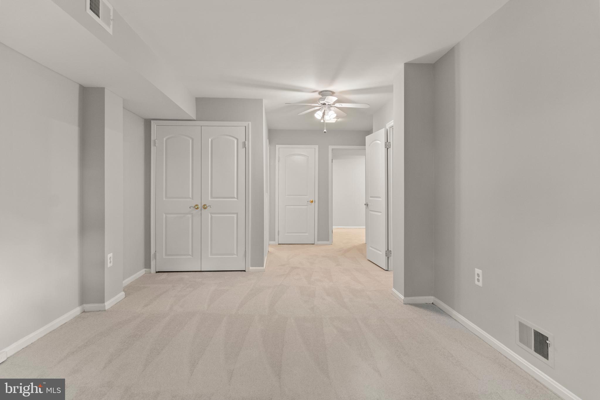 3865 PERSIMMON CIRCLE