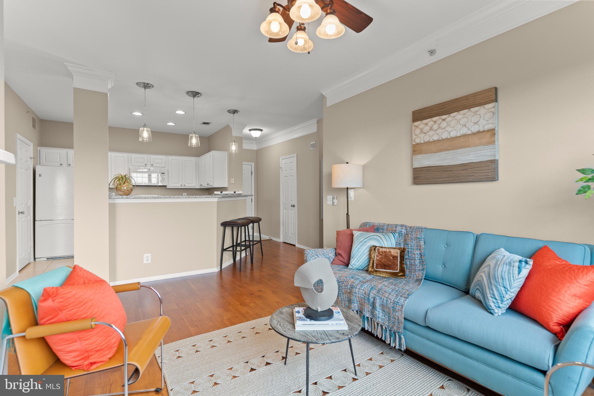 1550 SPRING GATE DRIVE 8409