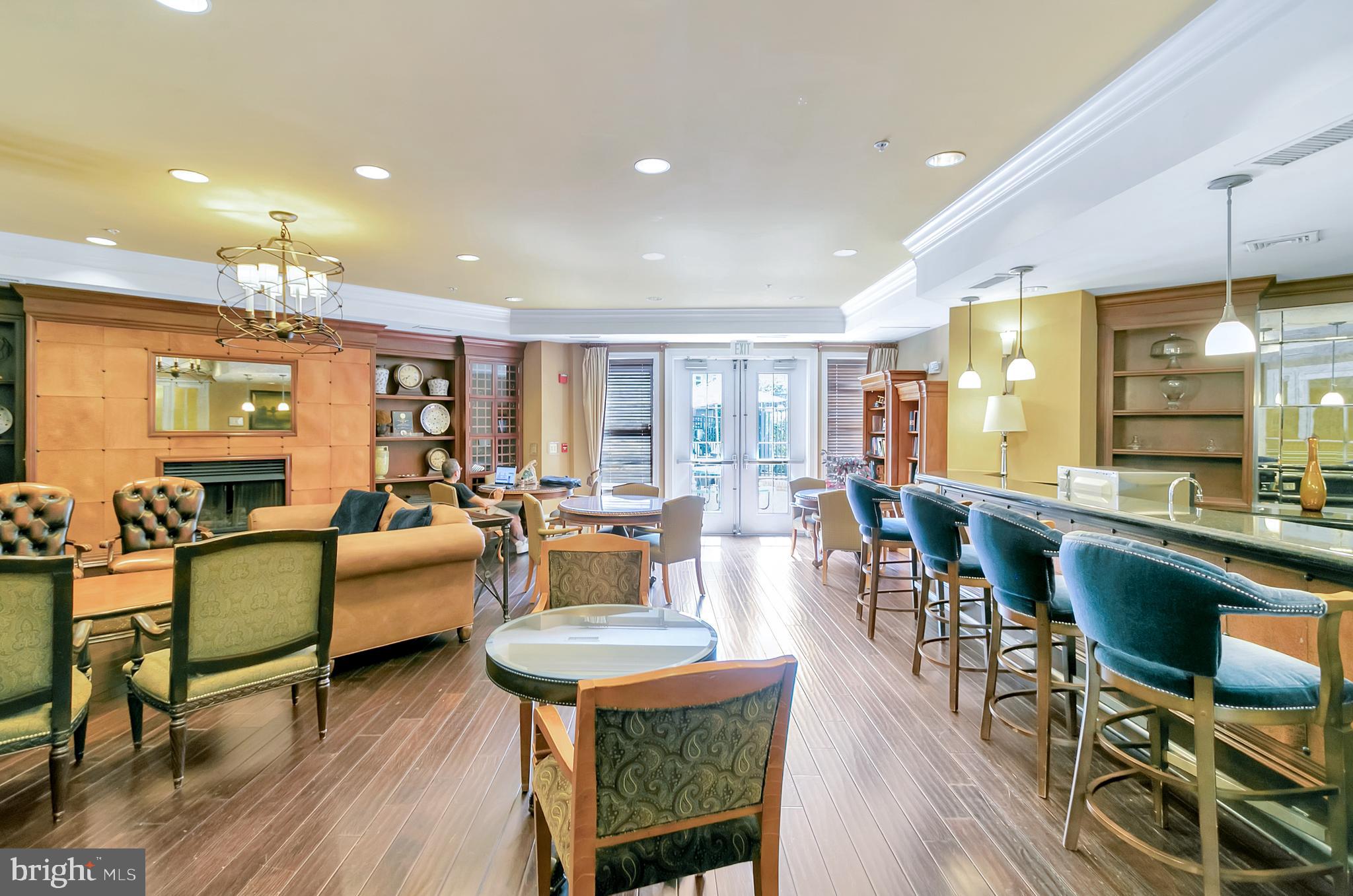 2655 PROSPERITY AVENUE 320