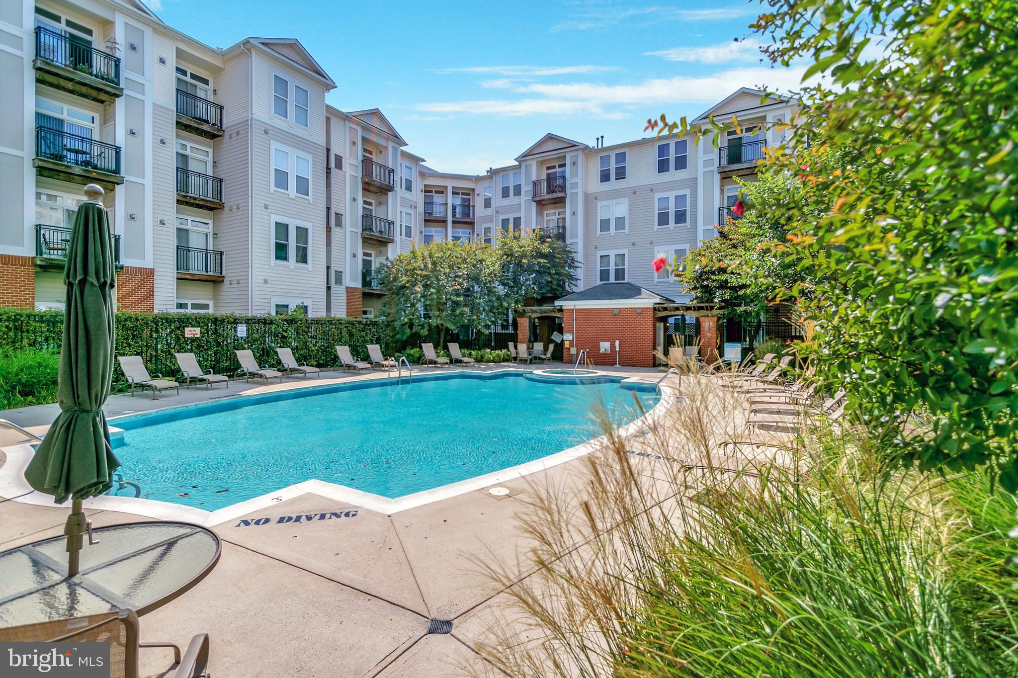 2655 PROSPERITY AVENUE 320