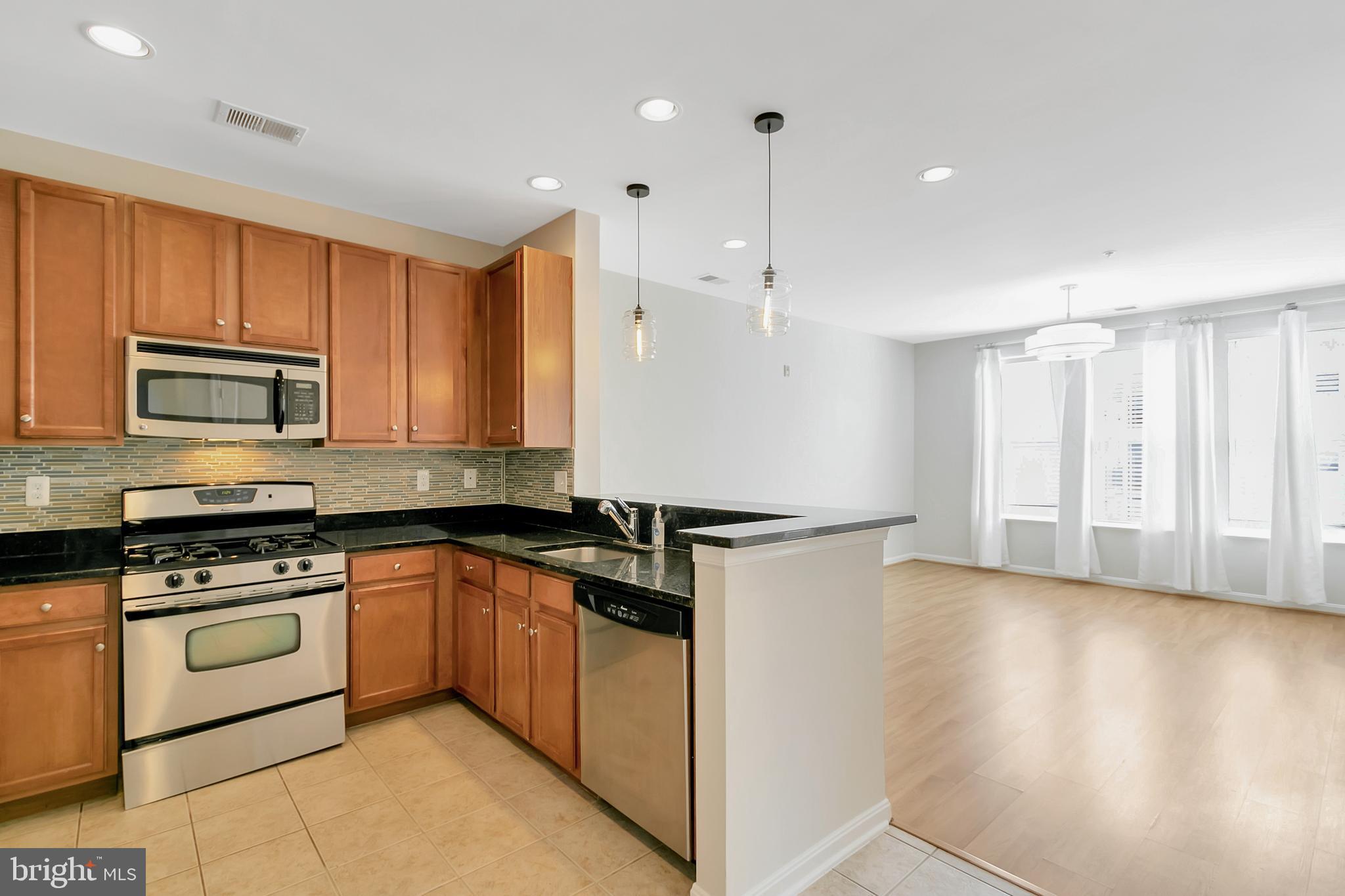 2655 PROSPERITY AVENUE 320