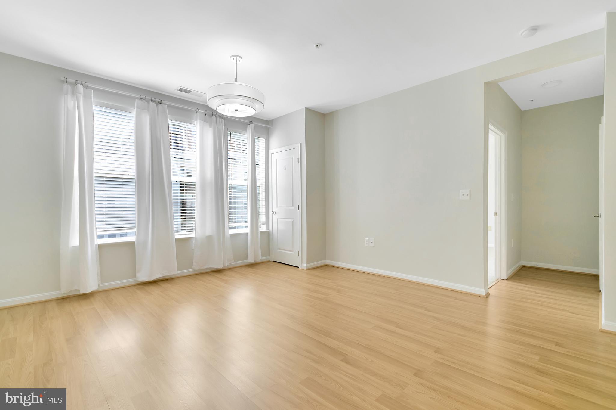2655 PROSPERITY AVENUE 320