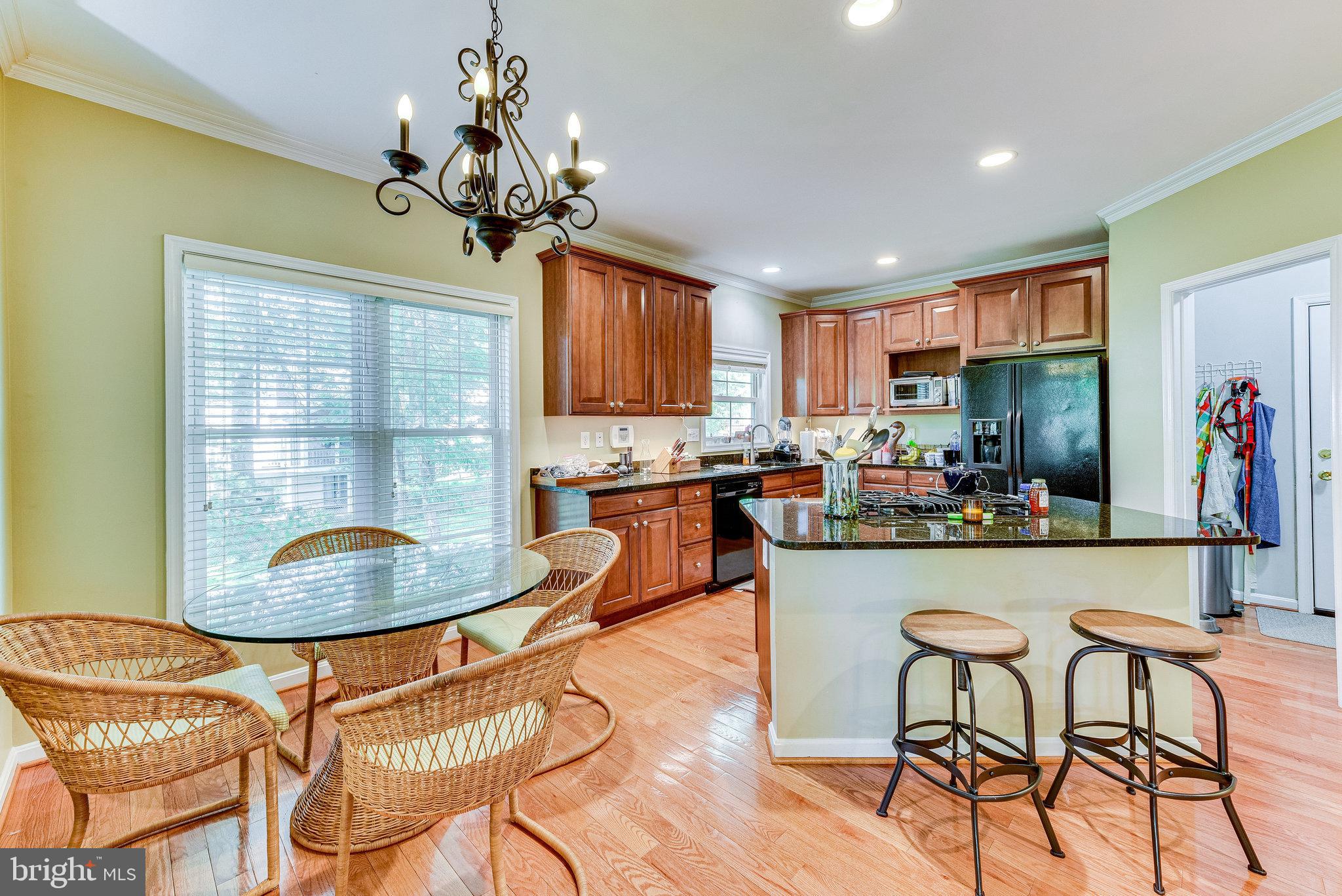 2898 GRETNA PLACE