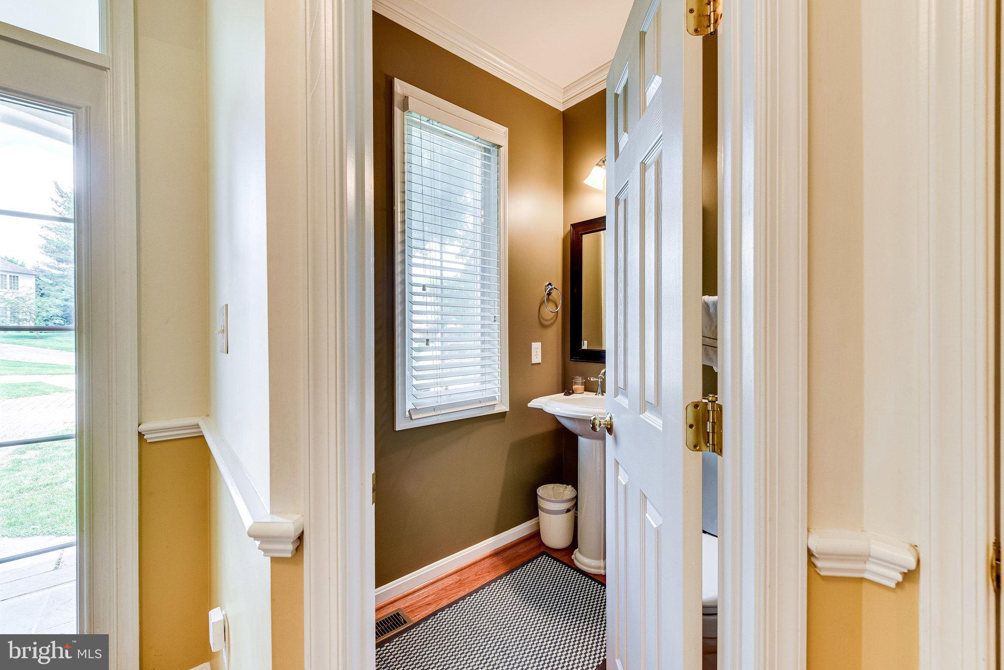 2898 GRETNA PLACE