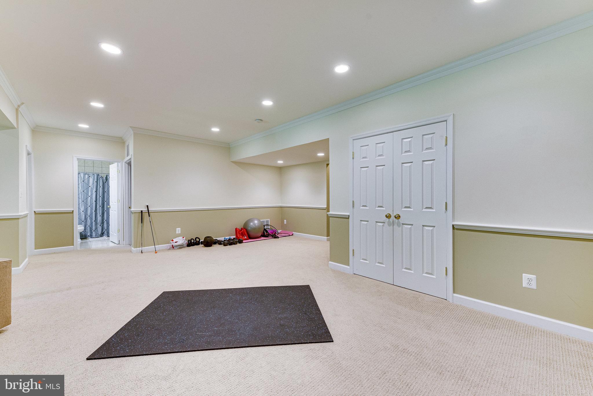 2898 GRETNA PLACE
