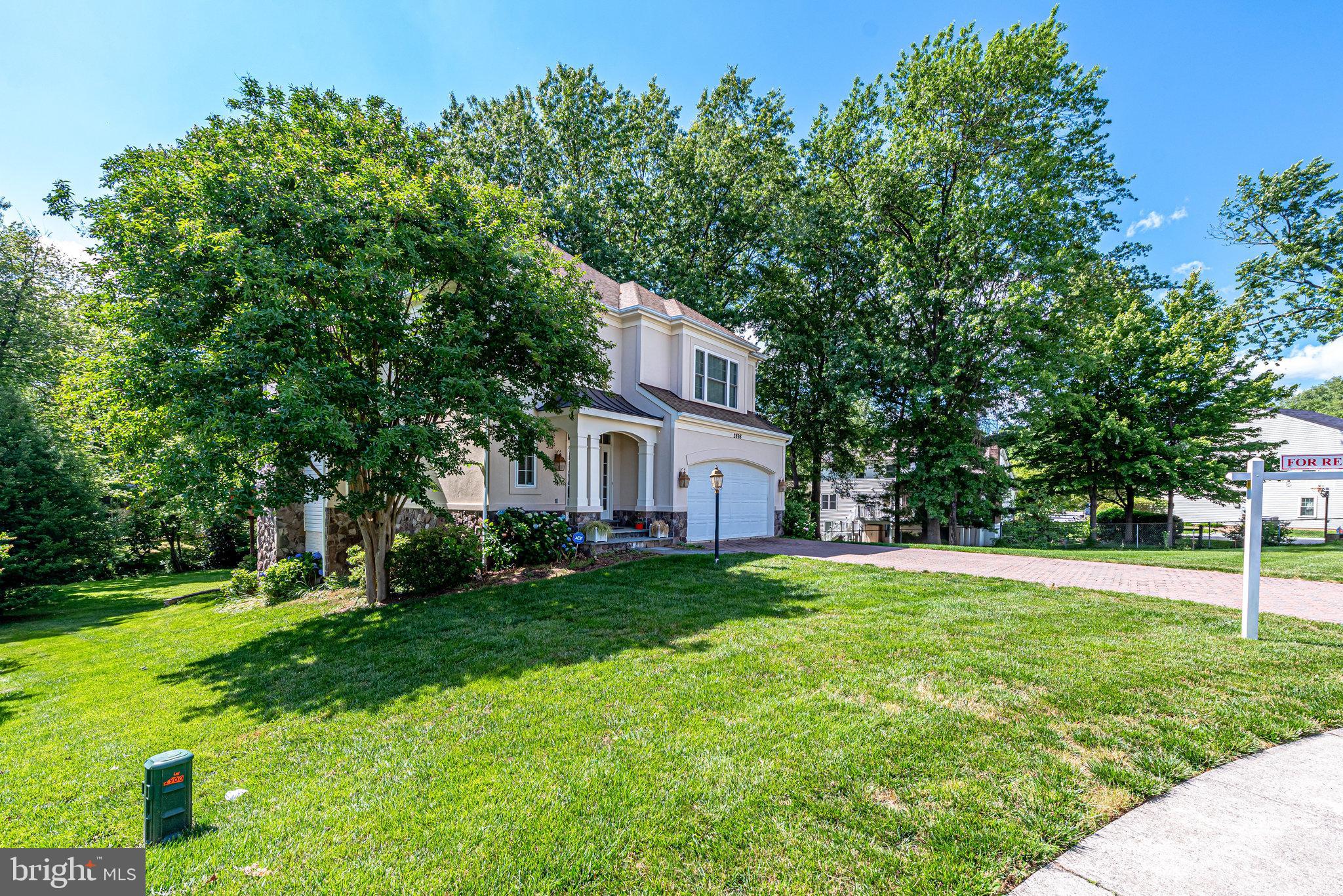 2898 GRETNA PLACE