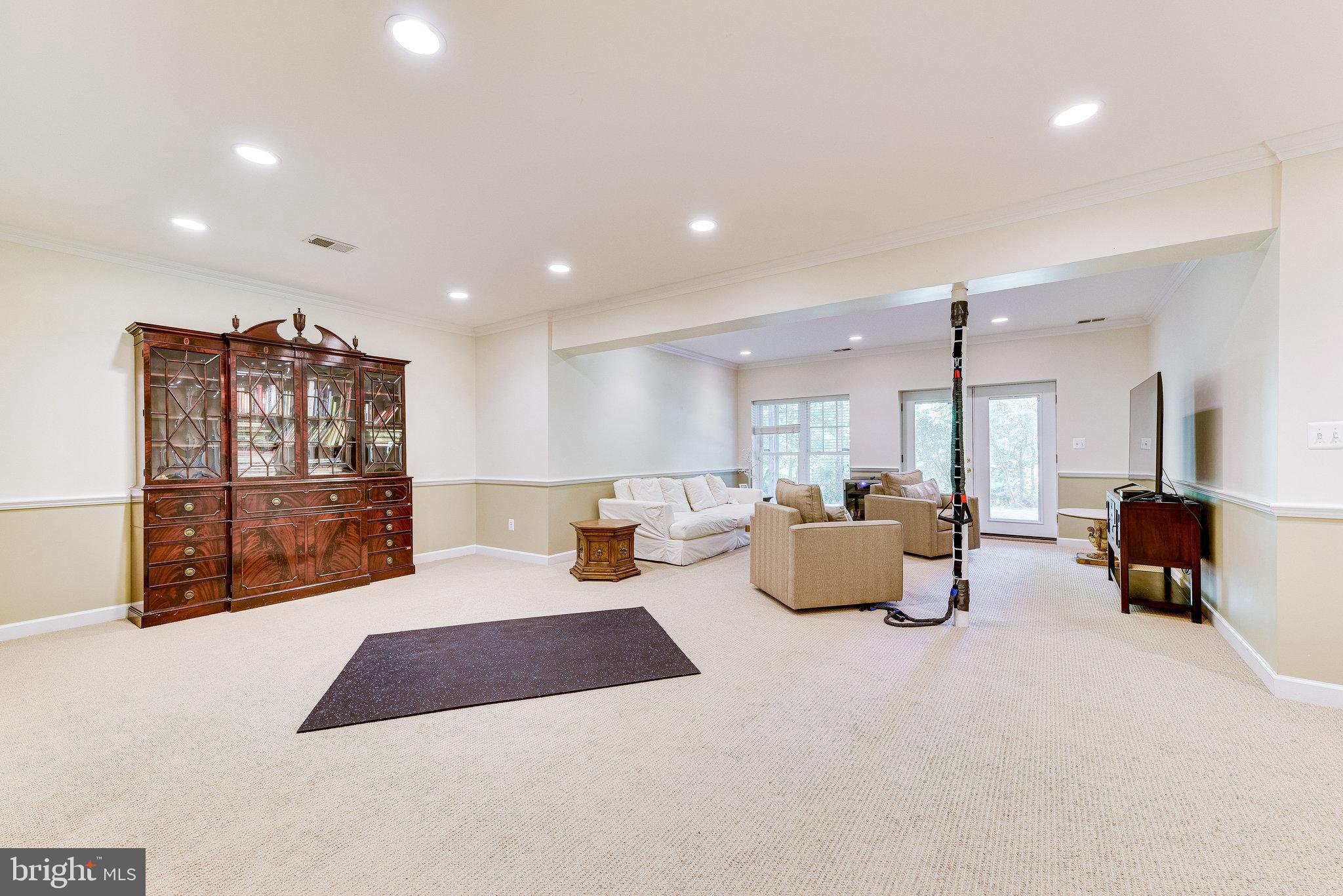 2898 GRETNA PLACE