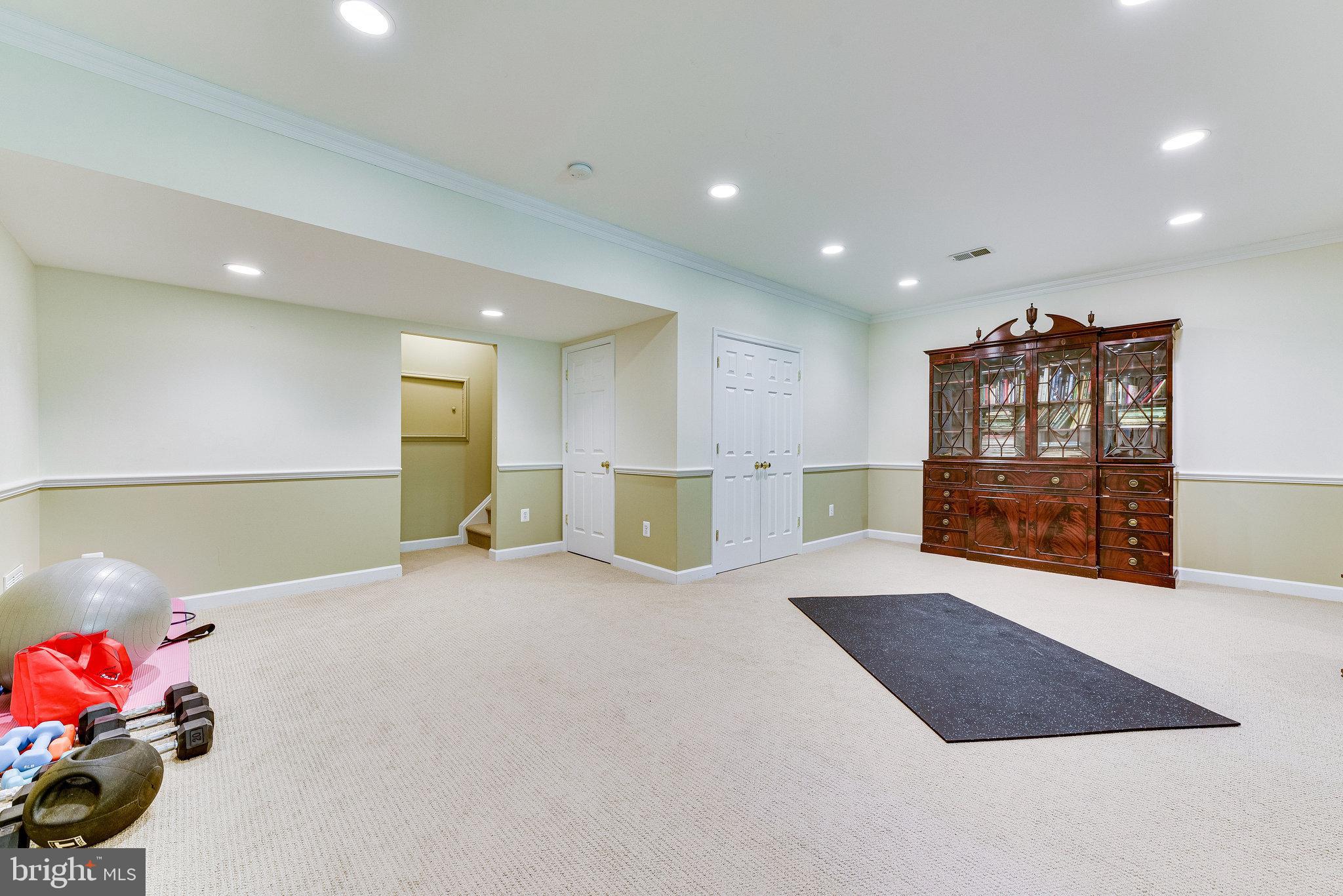 2898 GRETNA PLACE