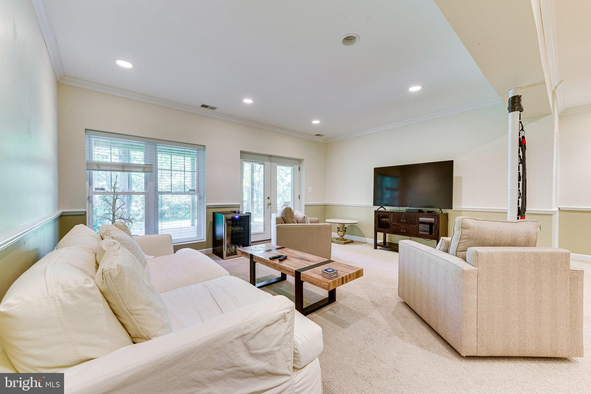 2898 GRETNA PLACE