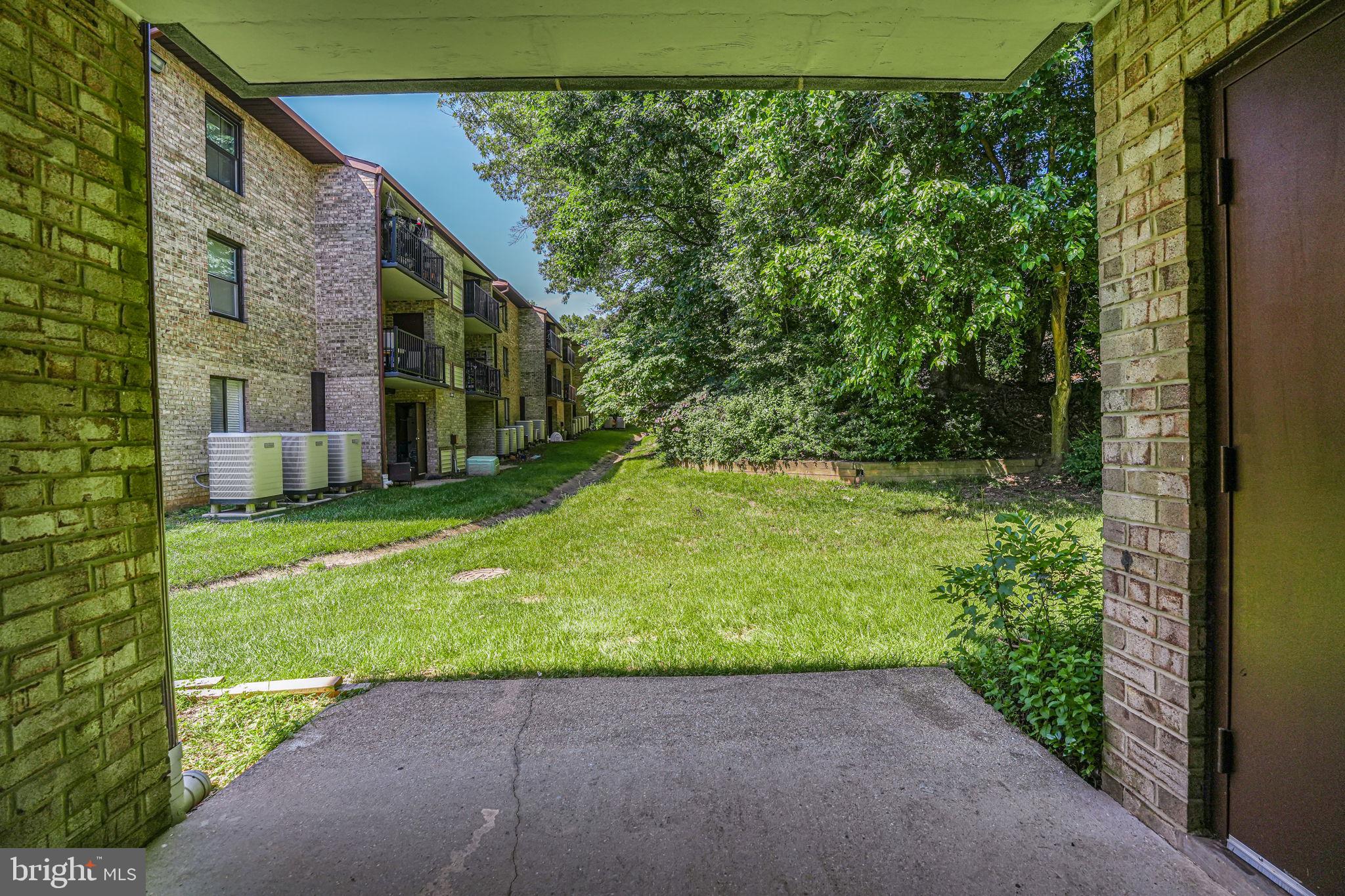 11606 STONEVIEW SQUARE 1B