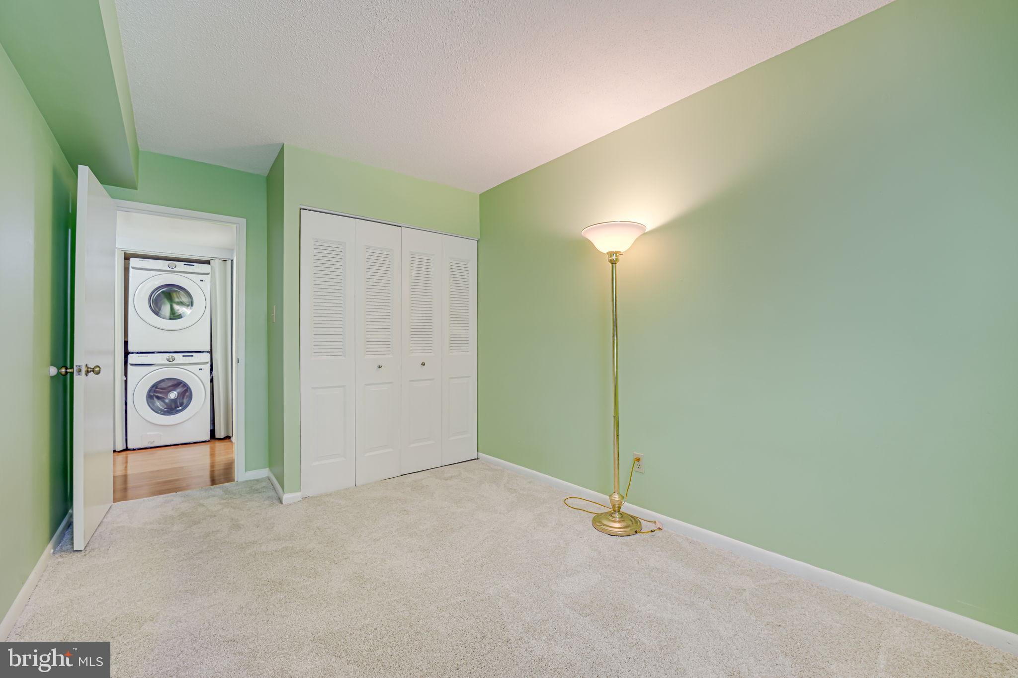 11606 STONEVIEW SQUARE 1B