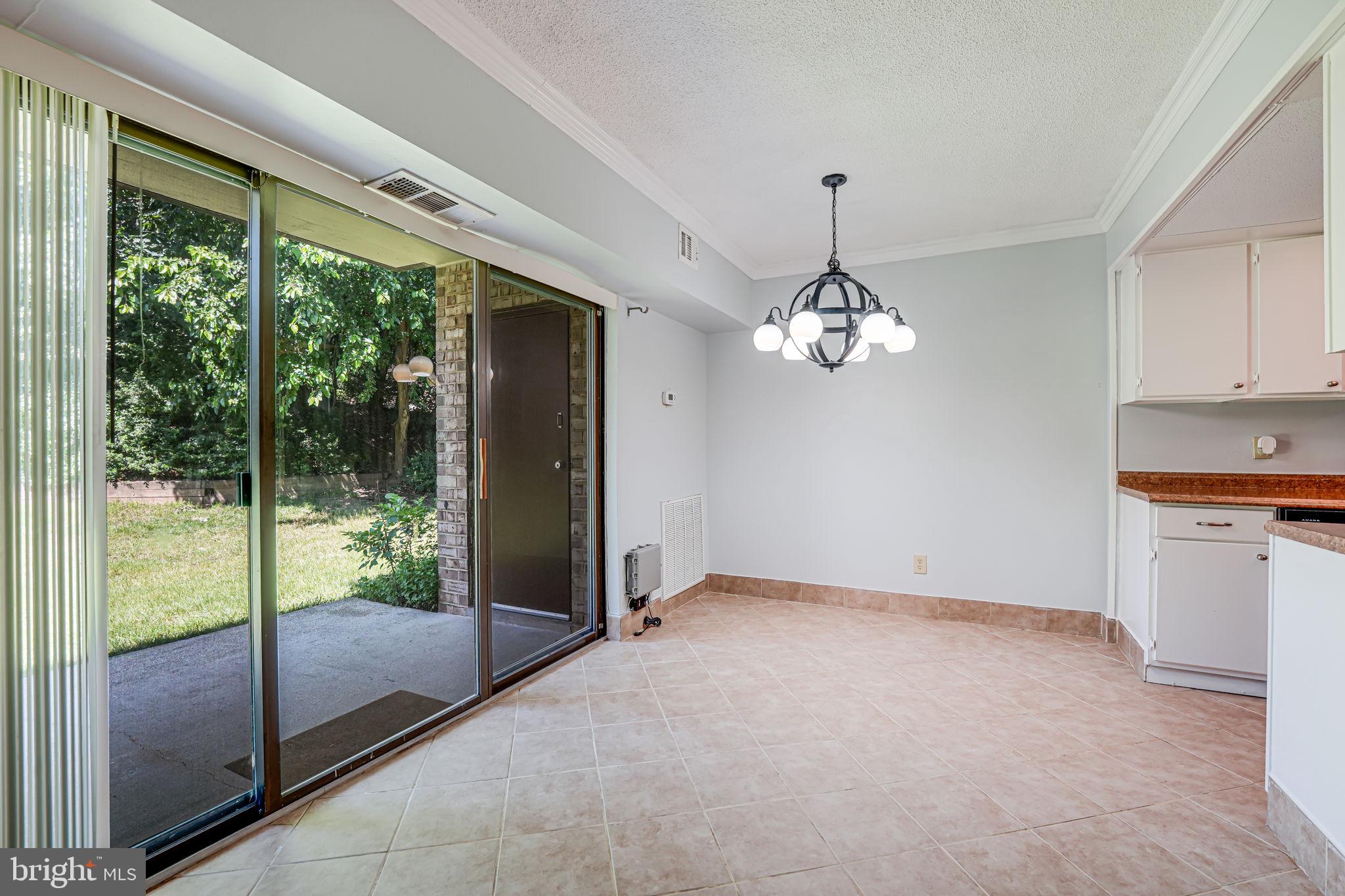 11606 STONEVIEW SQUARE 1B