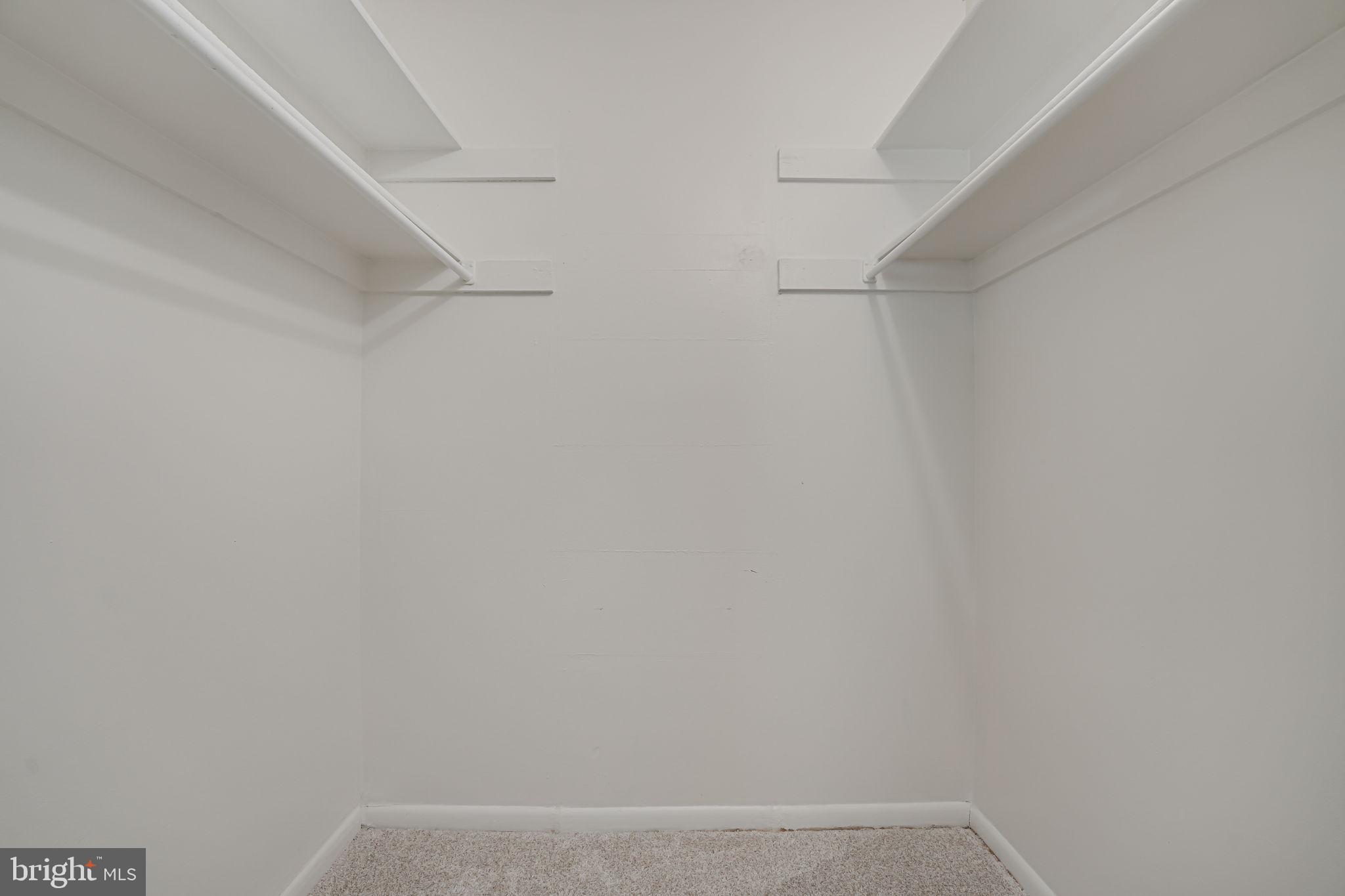 11606 STONEVIEW SQUARE 1B