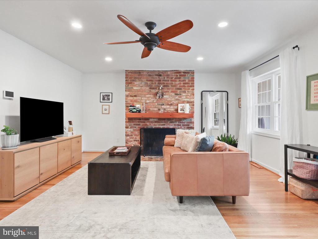 3311 ARDLEY COURT