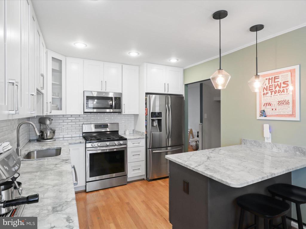 3311 ARDLEY COURT