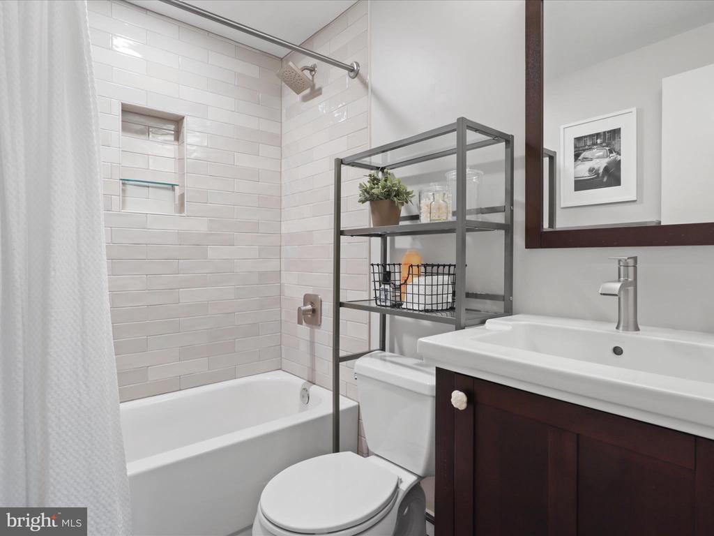 3311 ARDLEY COURT