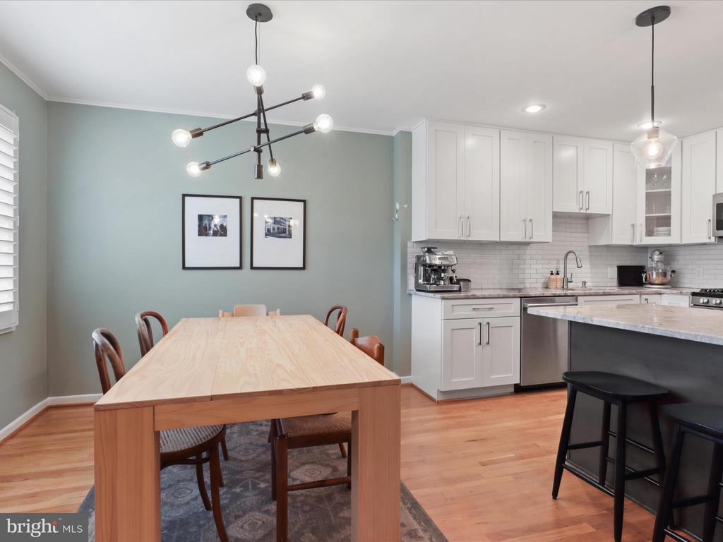 3311 ARDLEY COURT