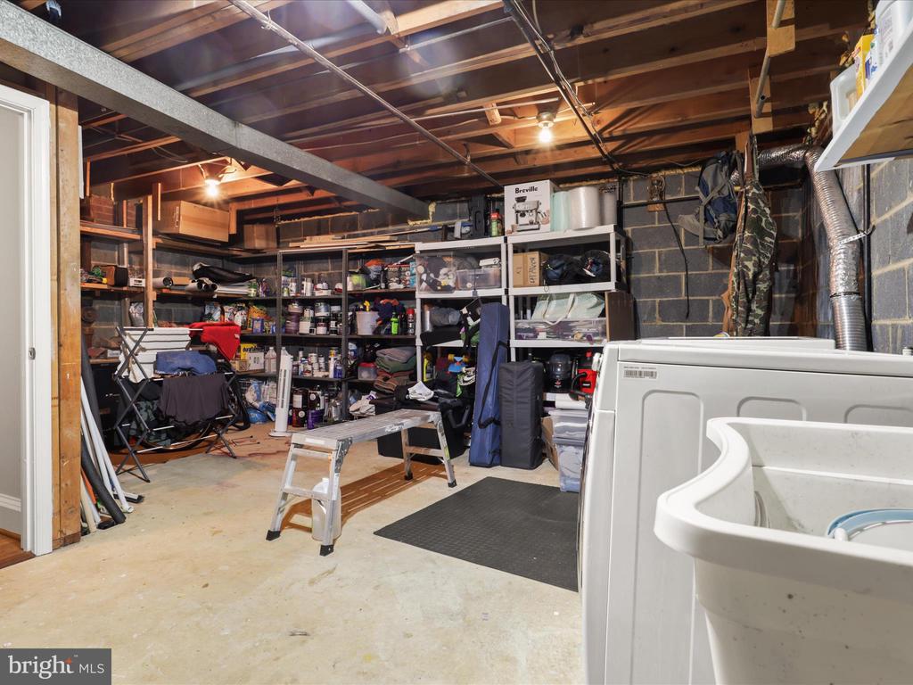 3311 ARDLEY COURT