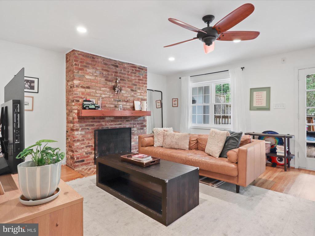 3311 ARDLEY COURT