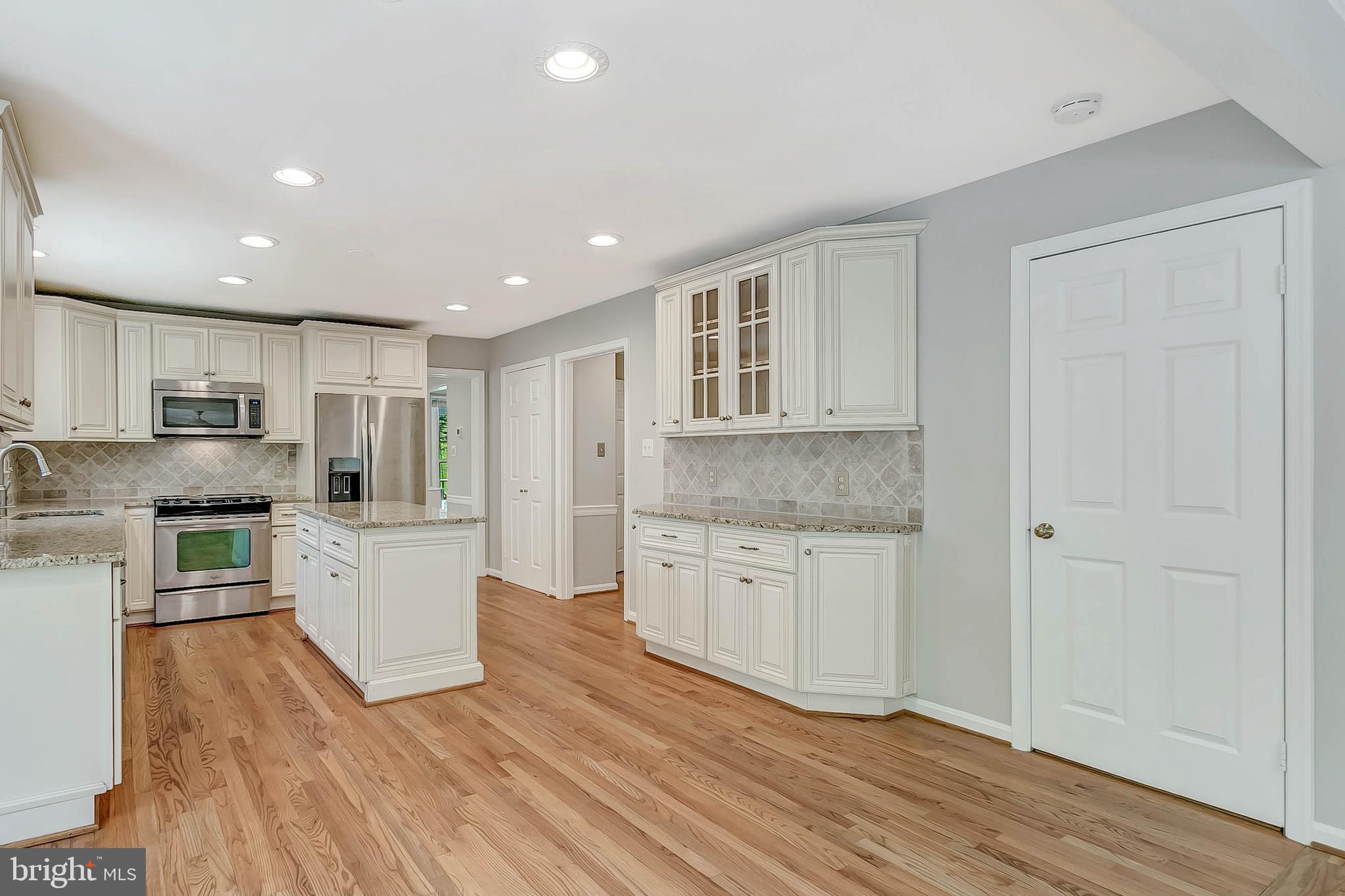 1613 STOWE ROAD