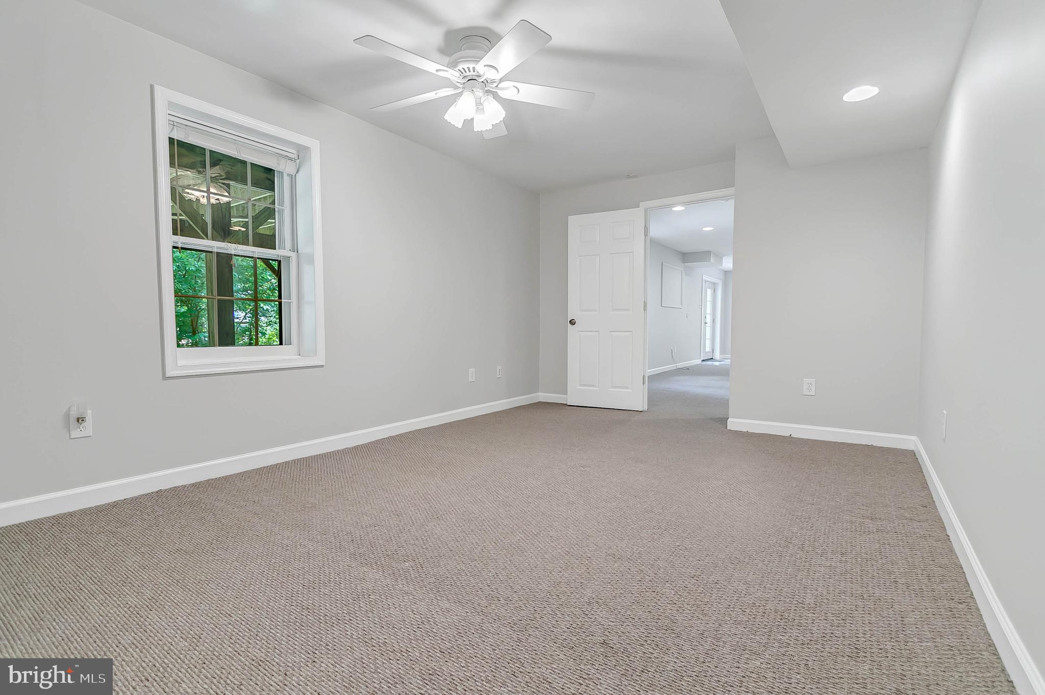 1613 STOWE ROAD