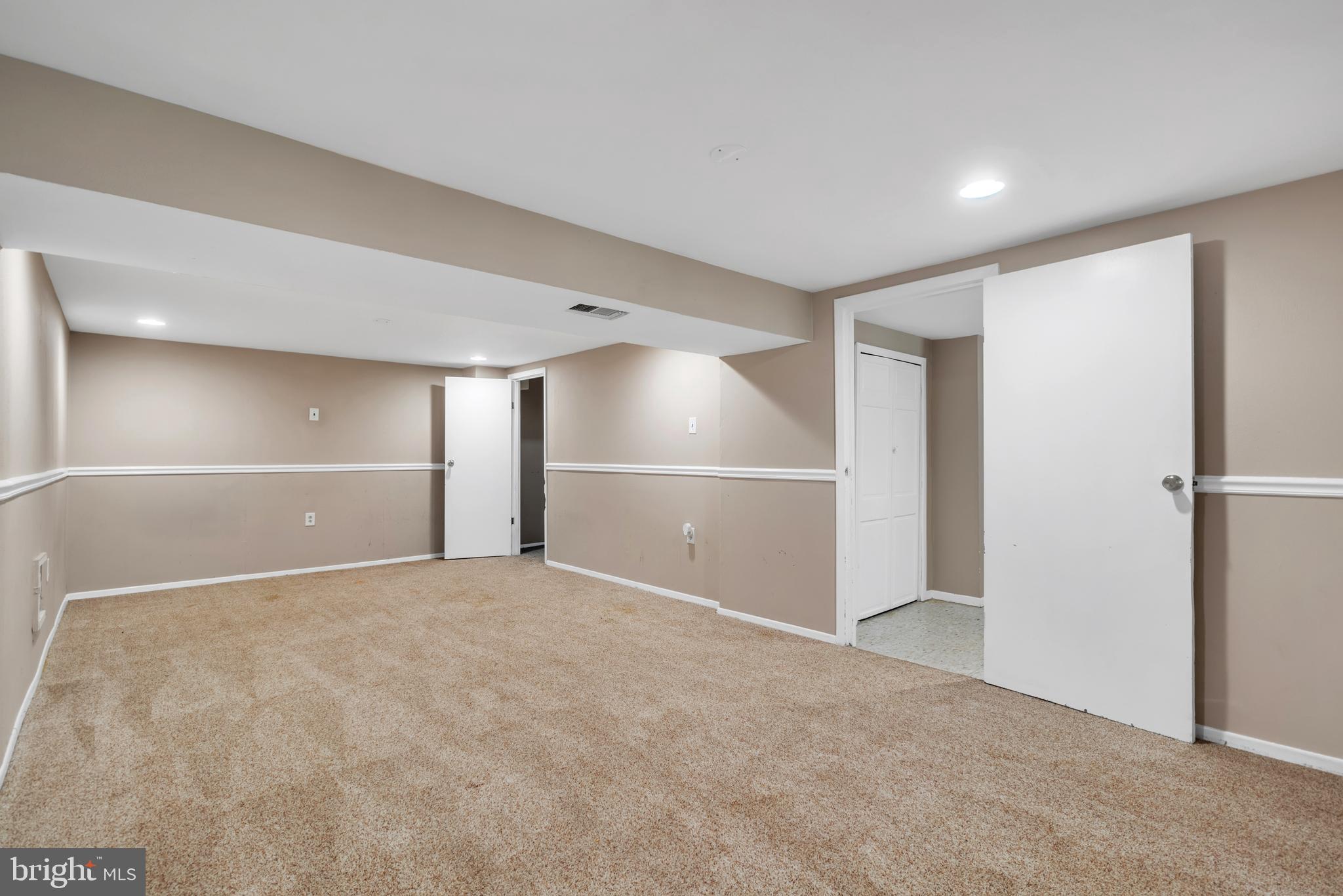 6944 COTTONTAIL COURT