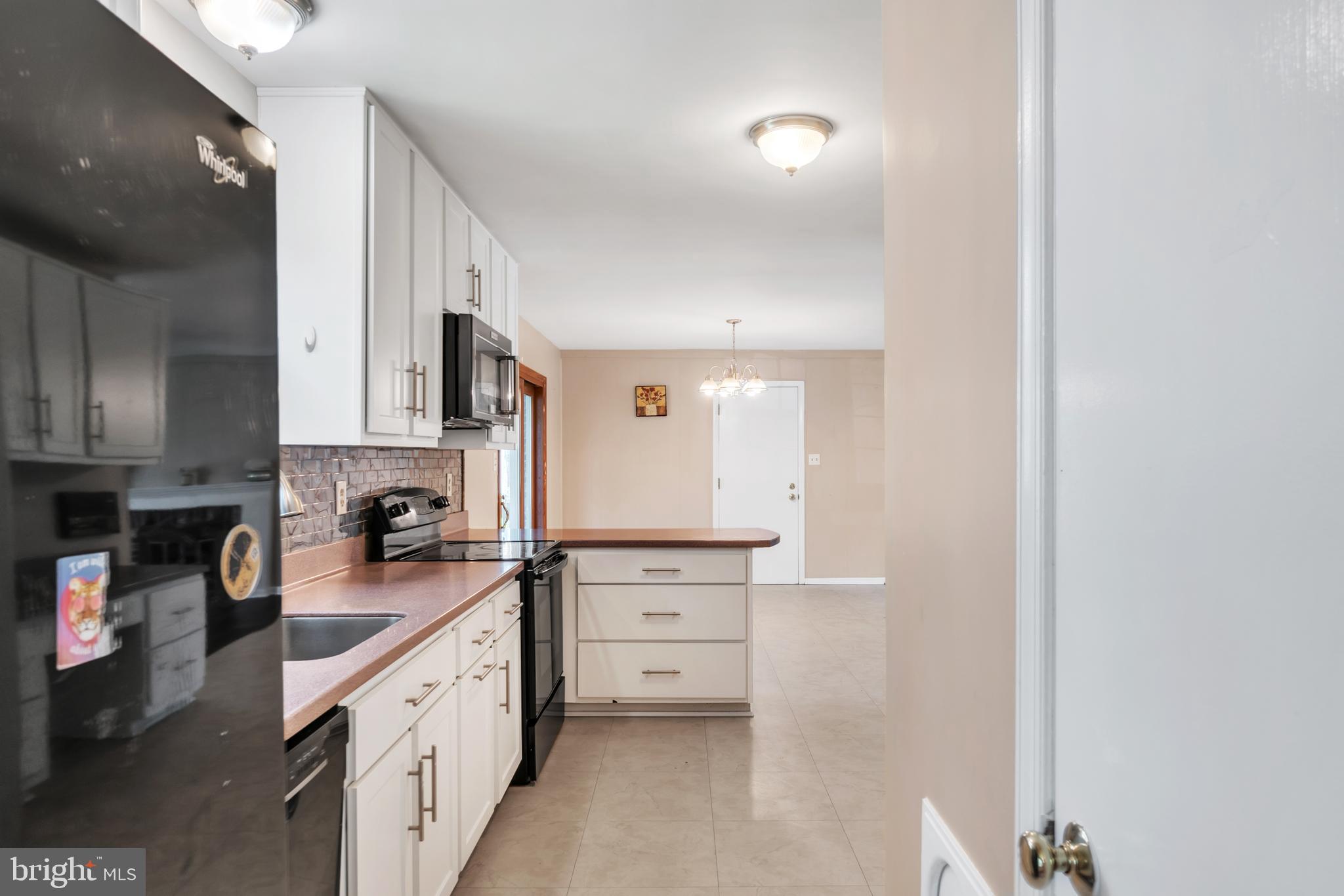 6944 COTTONTAIL COURT