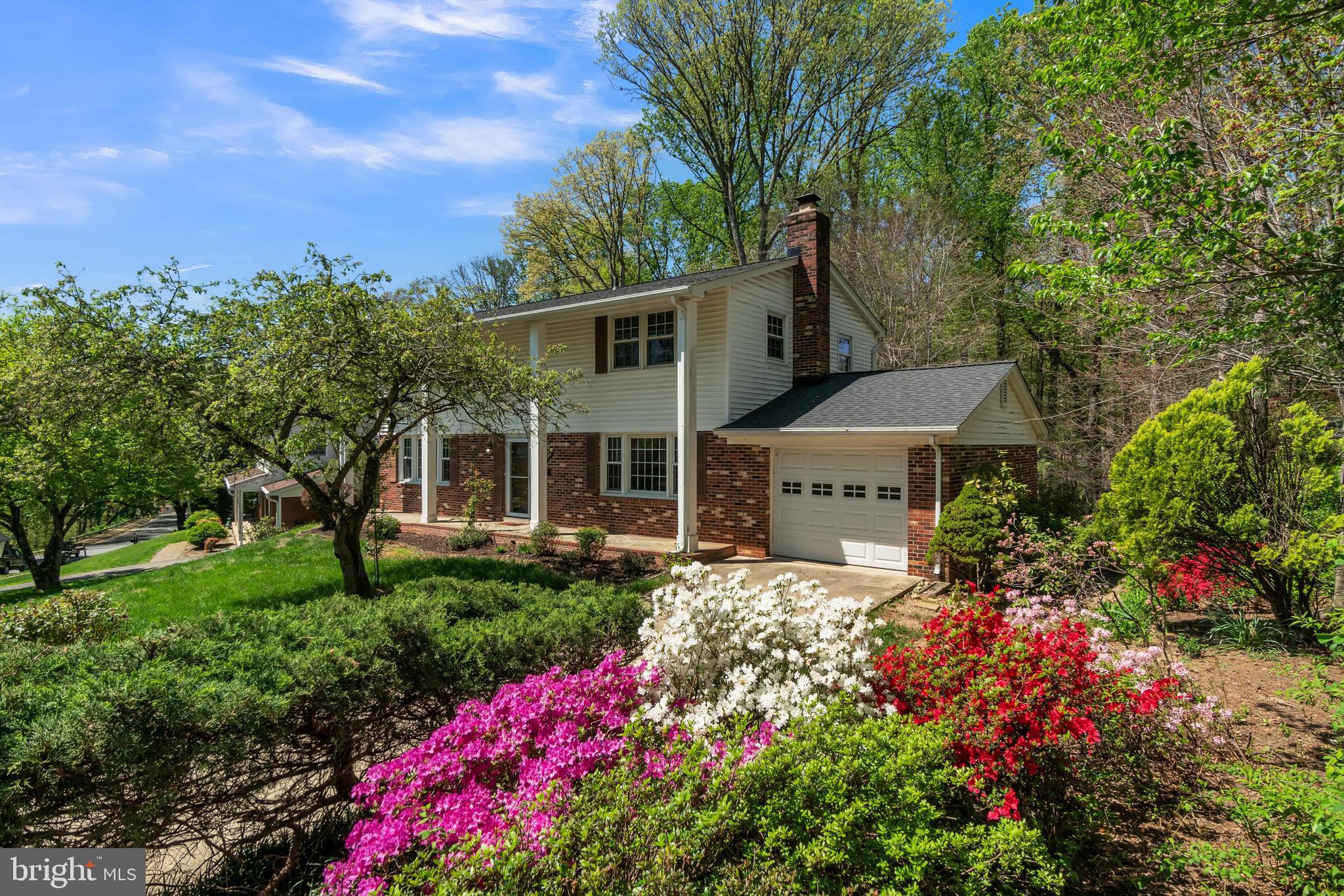 6944 COTTONTAIL COURT