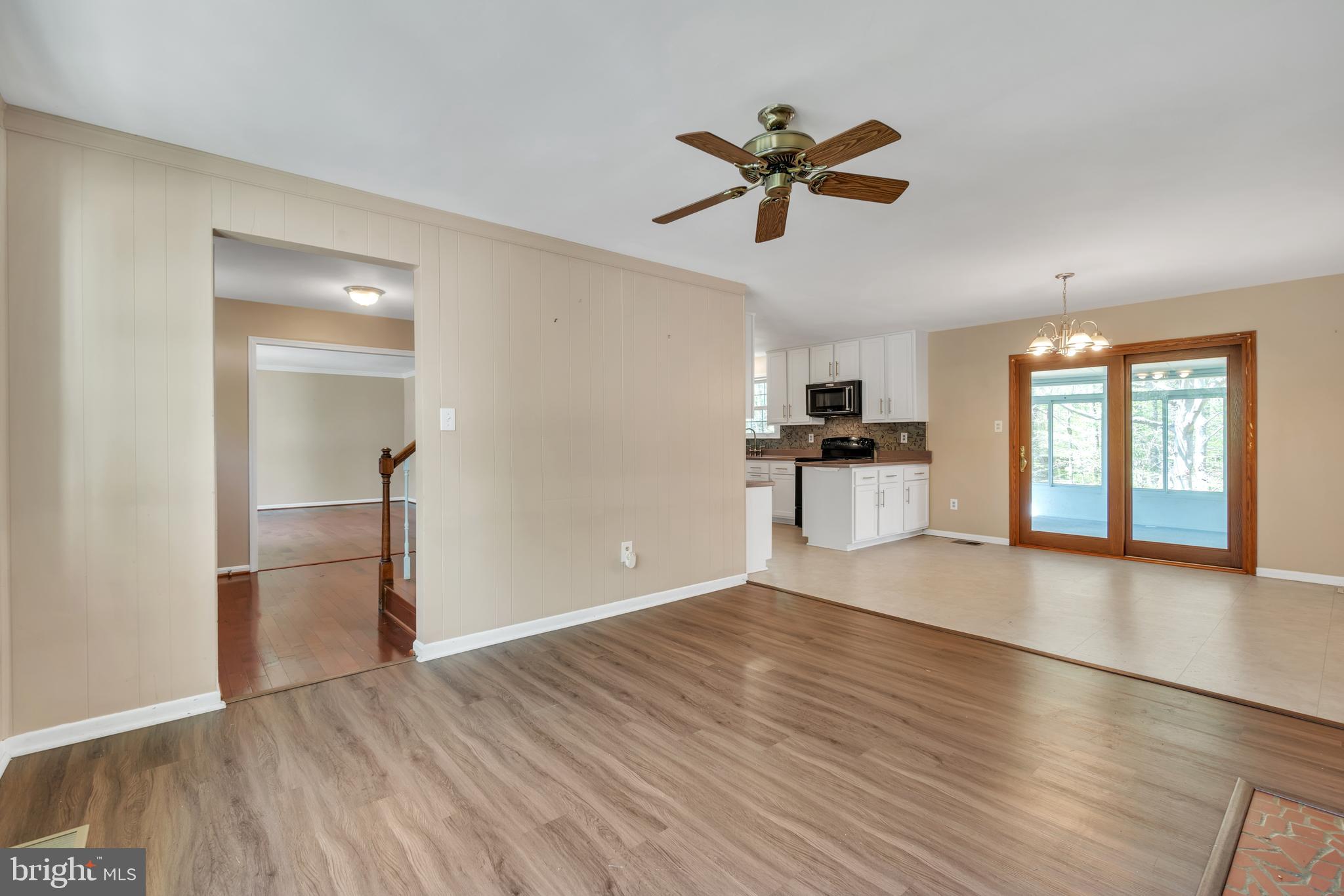 6944 COTTONTAIL COURT