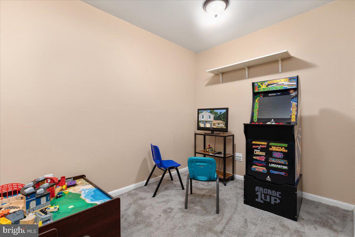 7577 WOODSTOWN DRIVE