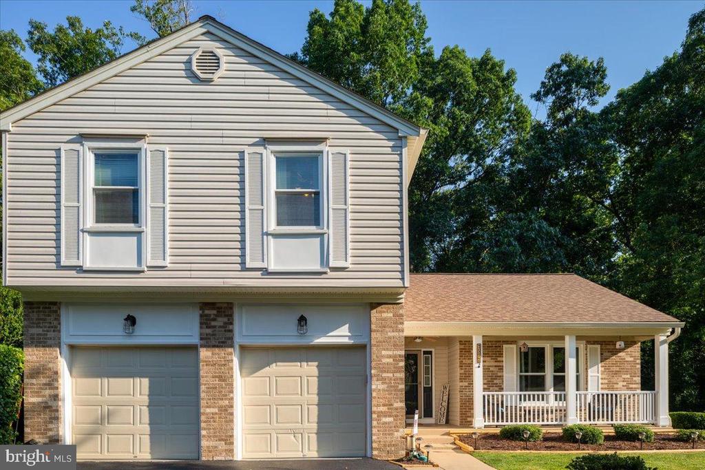 7577 WOODSTOWN DRIVE