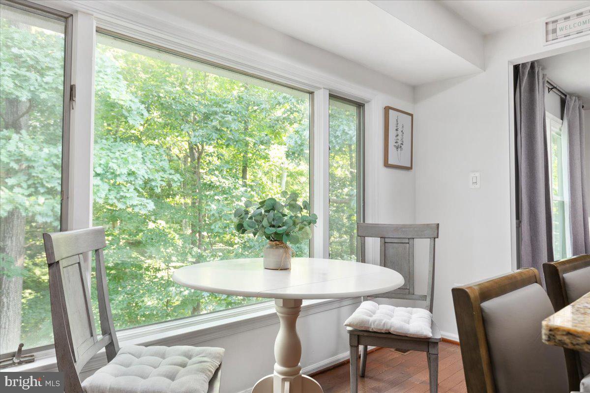 7577 WOODSTOWN DRIVE