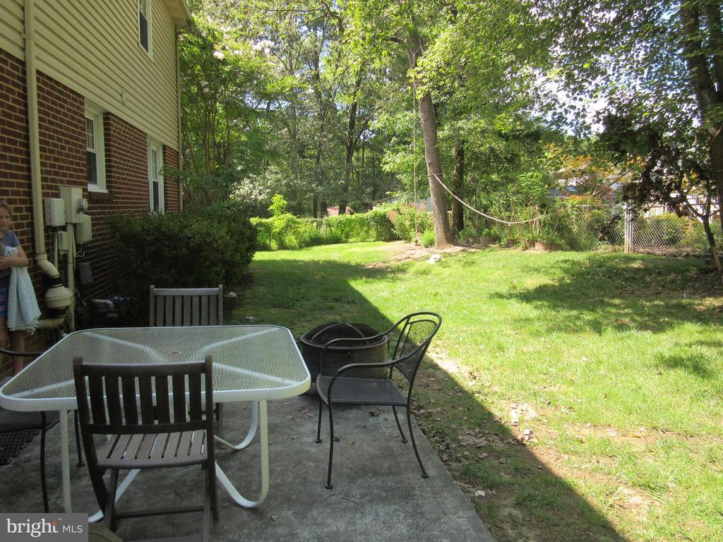 9307 HARNESS HORSE COURT