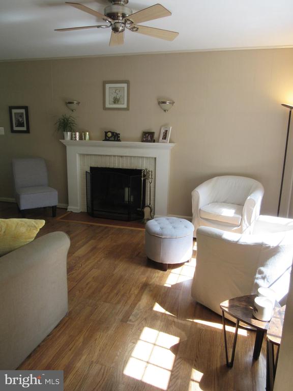 9307 HARNESS HORSE COURT